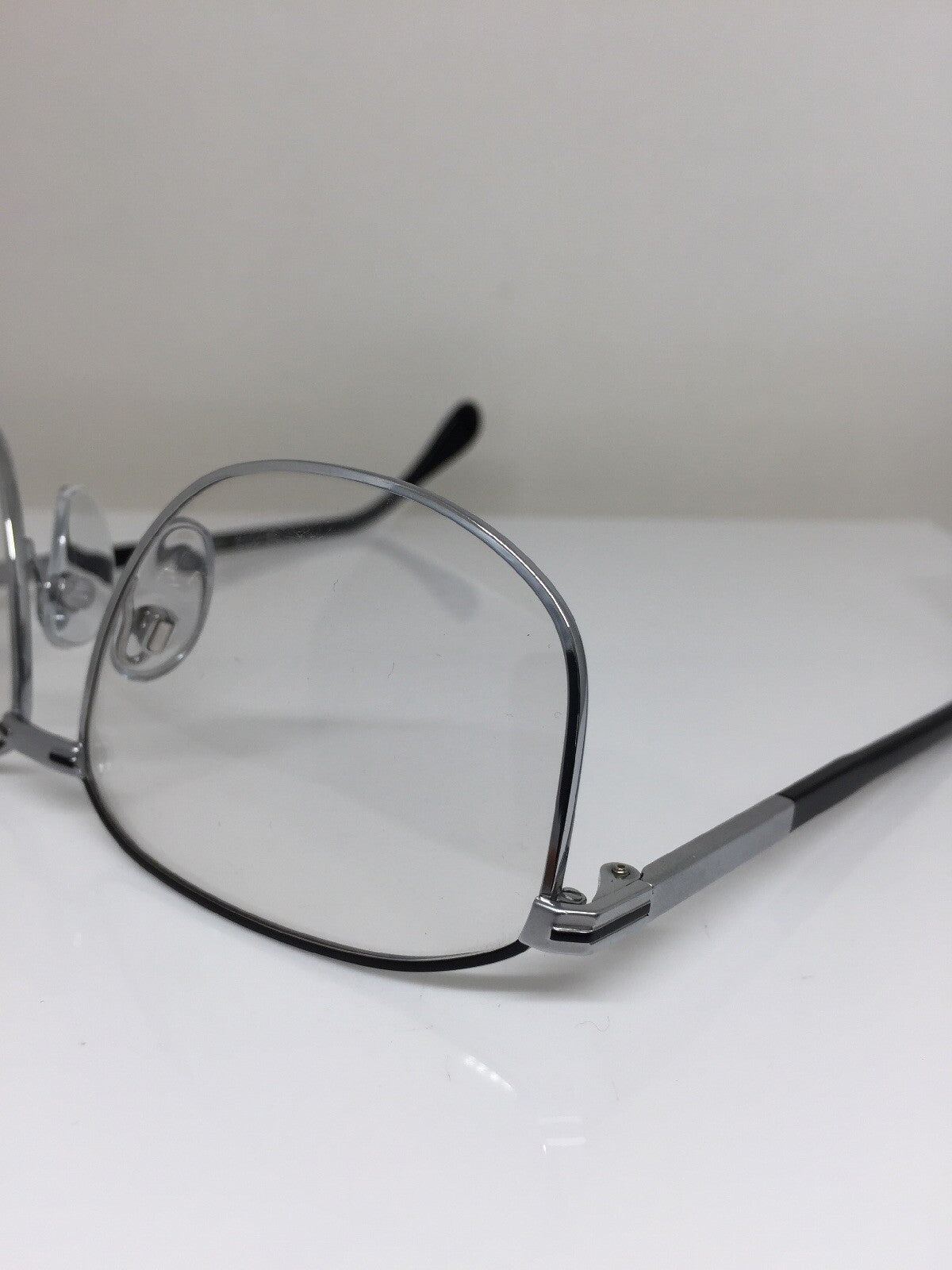 Vintage Silhouette 7092 Silver Sunglasses - Super Vision Optical