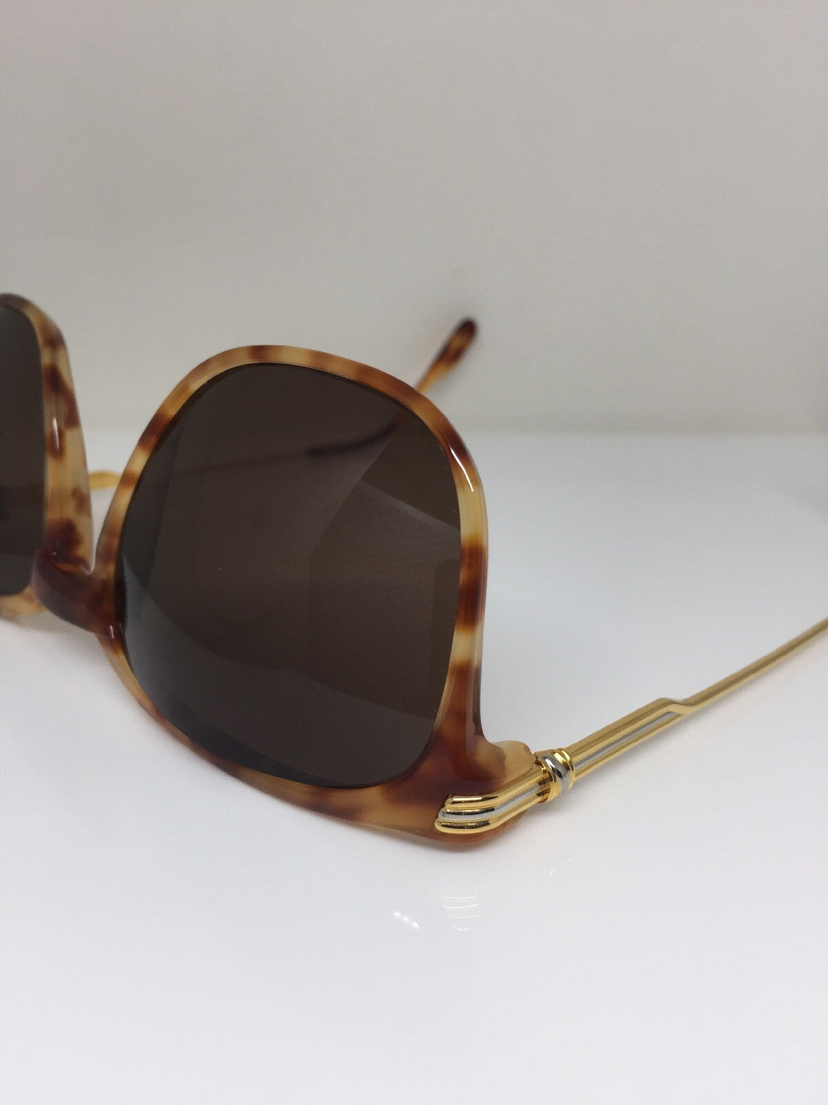 Vintage Cartier T8200156 Gold Sunglasses - Super Vision Optical