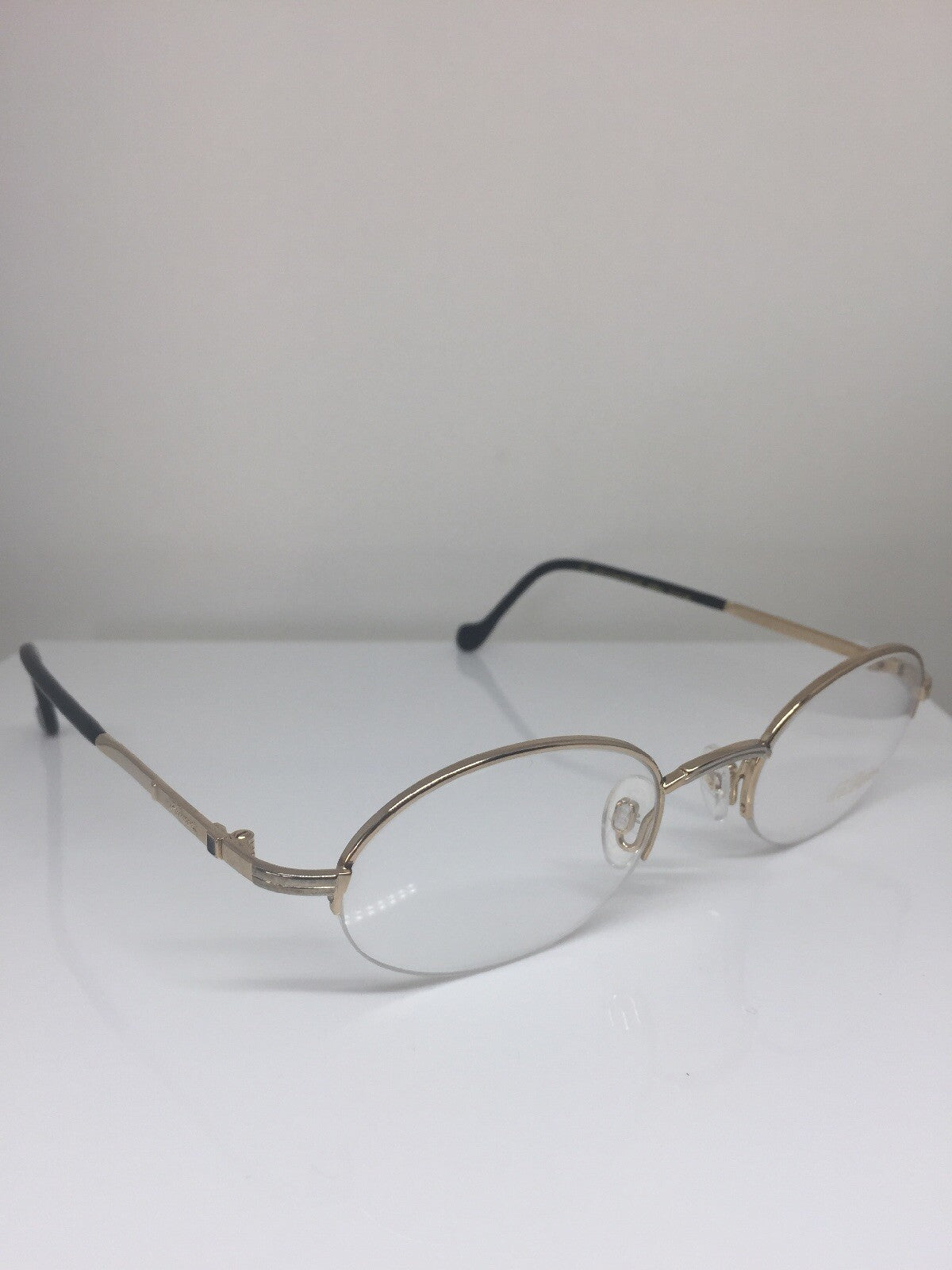 Vintage ST DuPont D102 Gold Eyeglasses - Super Vision Optical
