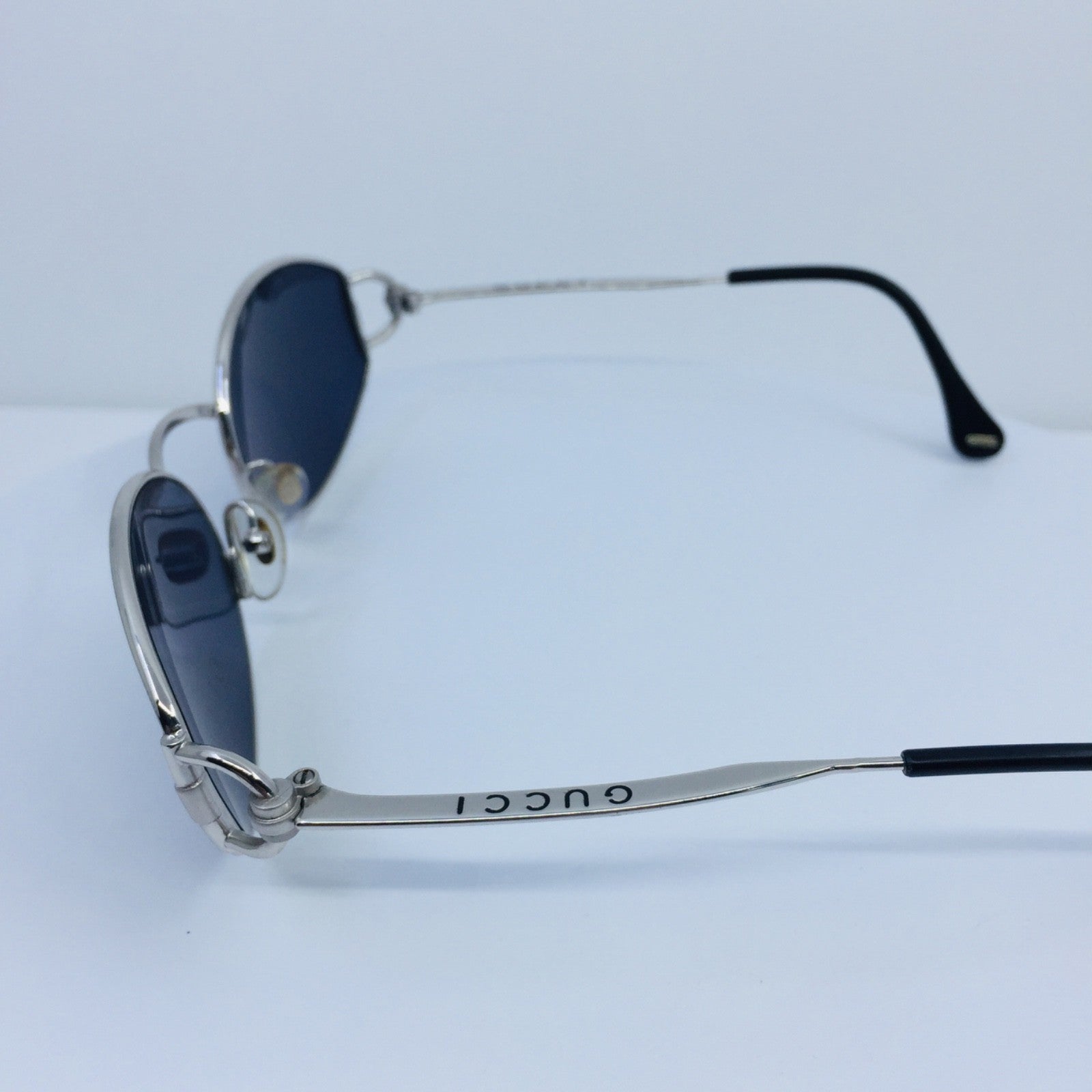 Vintage Gucci GG 2602/S Silver Sunglasses - Super Vision Optical