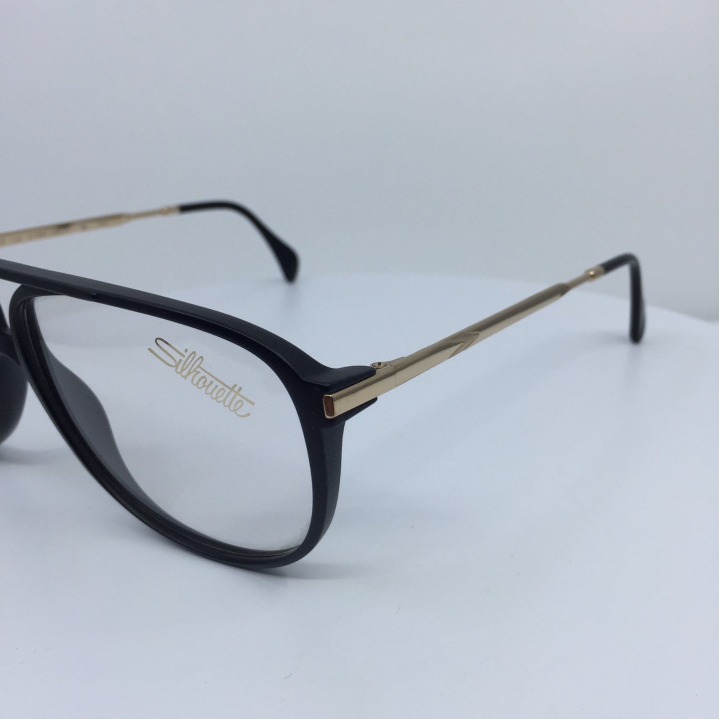 Vintage Silhouette 2723 /20 Gold Sunglasses - Super Vision Optical