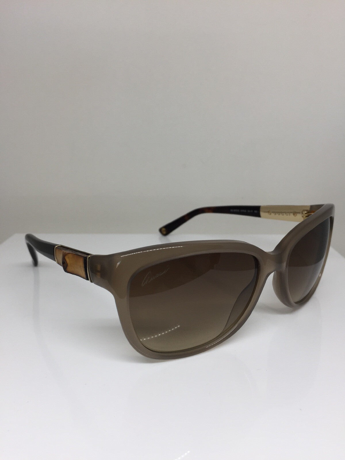Vintage Gucci GG 3672/S Tortoise Sunglasses - Super Vision Optical