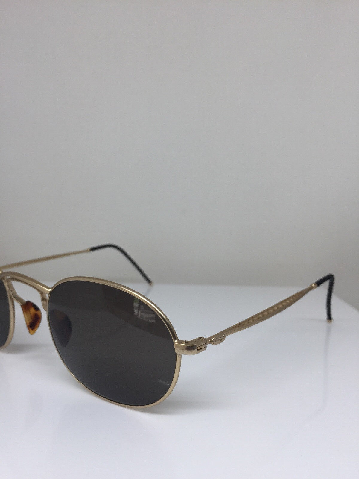 Vintage Hugo Boss 5197 Gold Sunglasses - Super Vision Optical