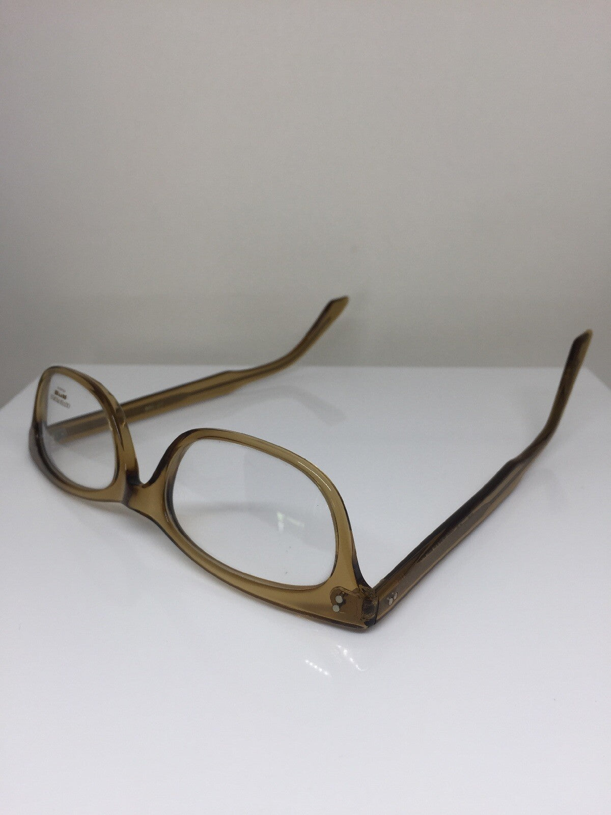 Vintage Oliver Peoples OP 566 Brown Eyeglasses - Super Vision Optical