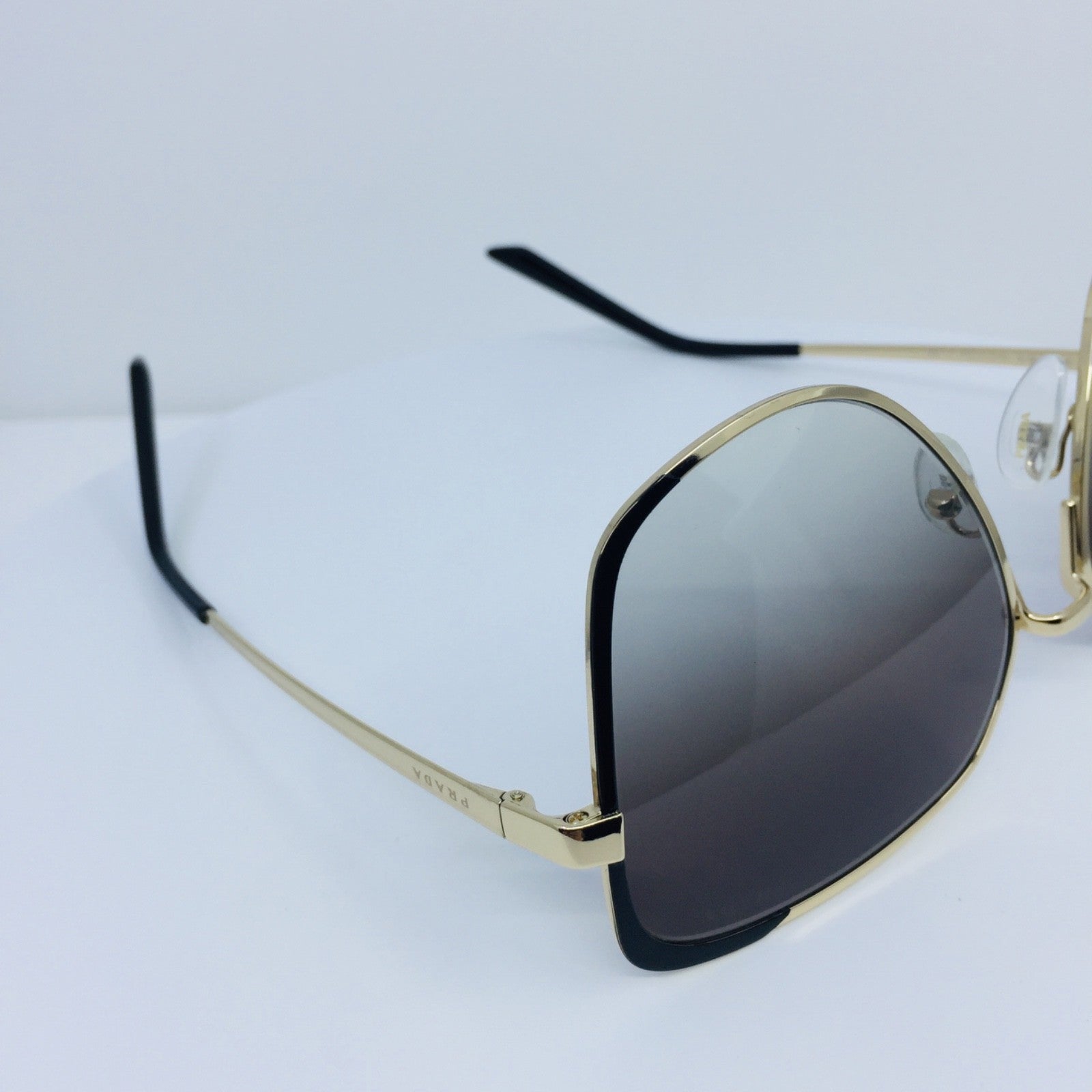 Vintage Prada Prada SPR 60X Black Sunglasses - Super Vision Optical