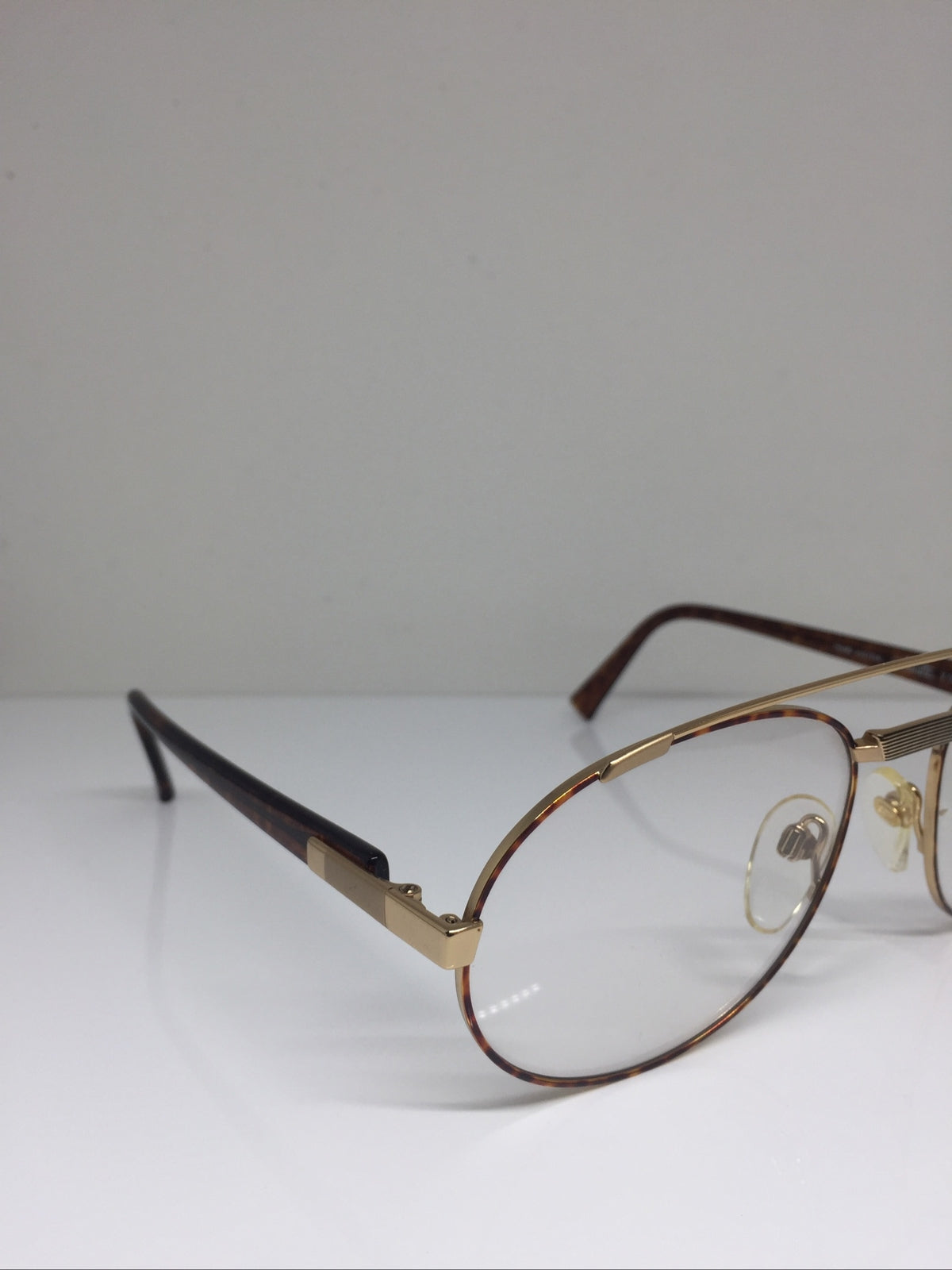 Vintage Silhouette 7110 Gold Sunglasses - Super Vision Optical