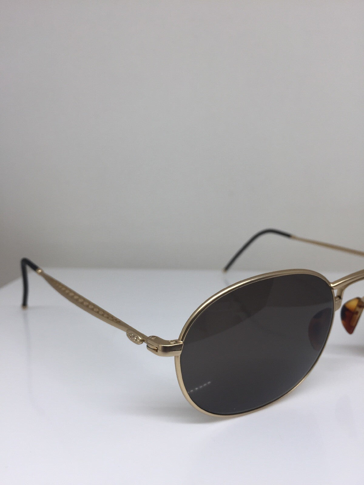 Vintage Hugo Boss 5197 Gold Sunglasses - Super Vision Optical