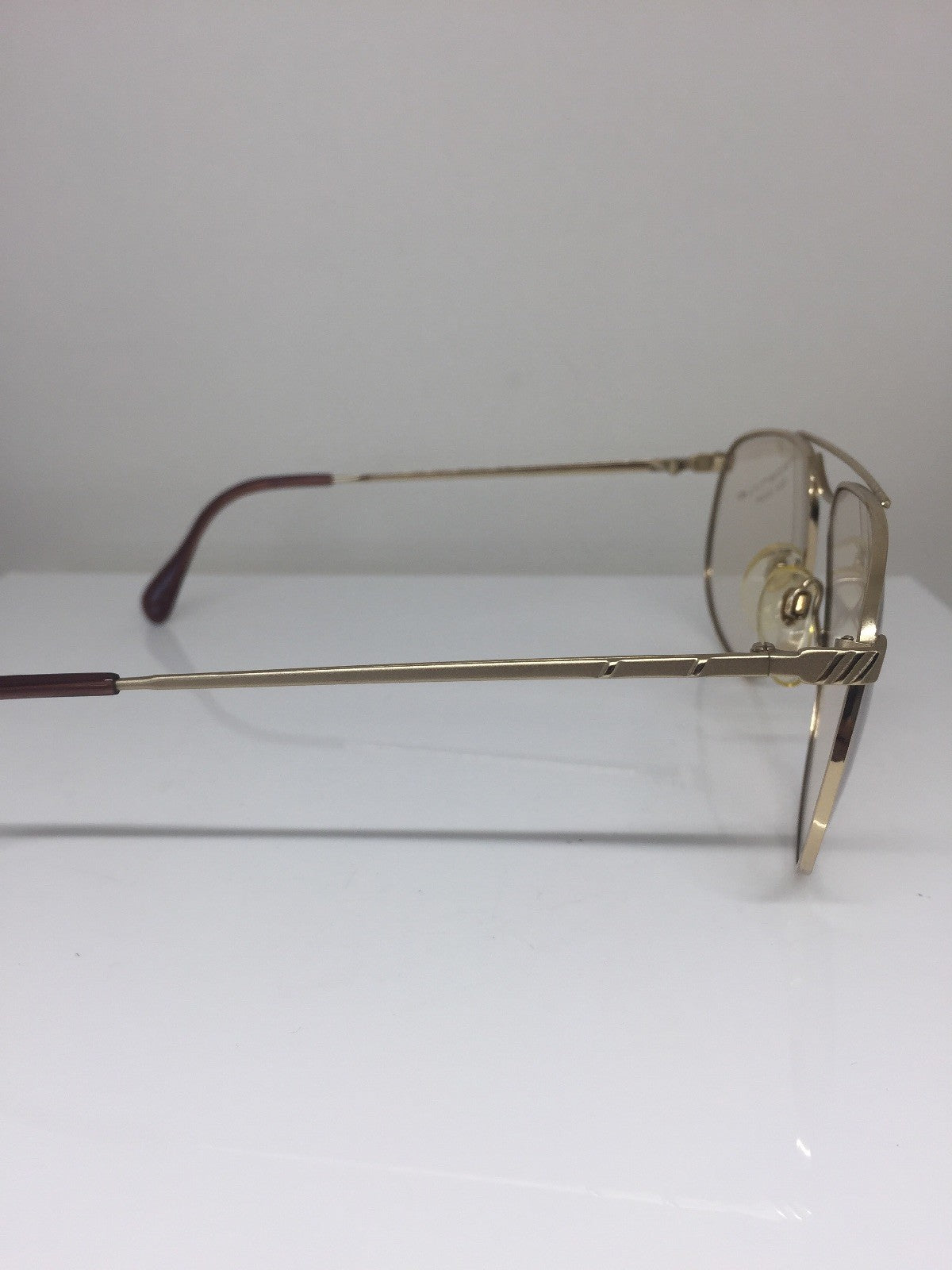Vintage Neostyle JET 11 Gold Sunglasses - Super Vision Optical