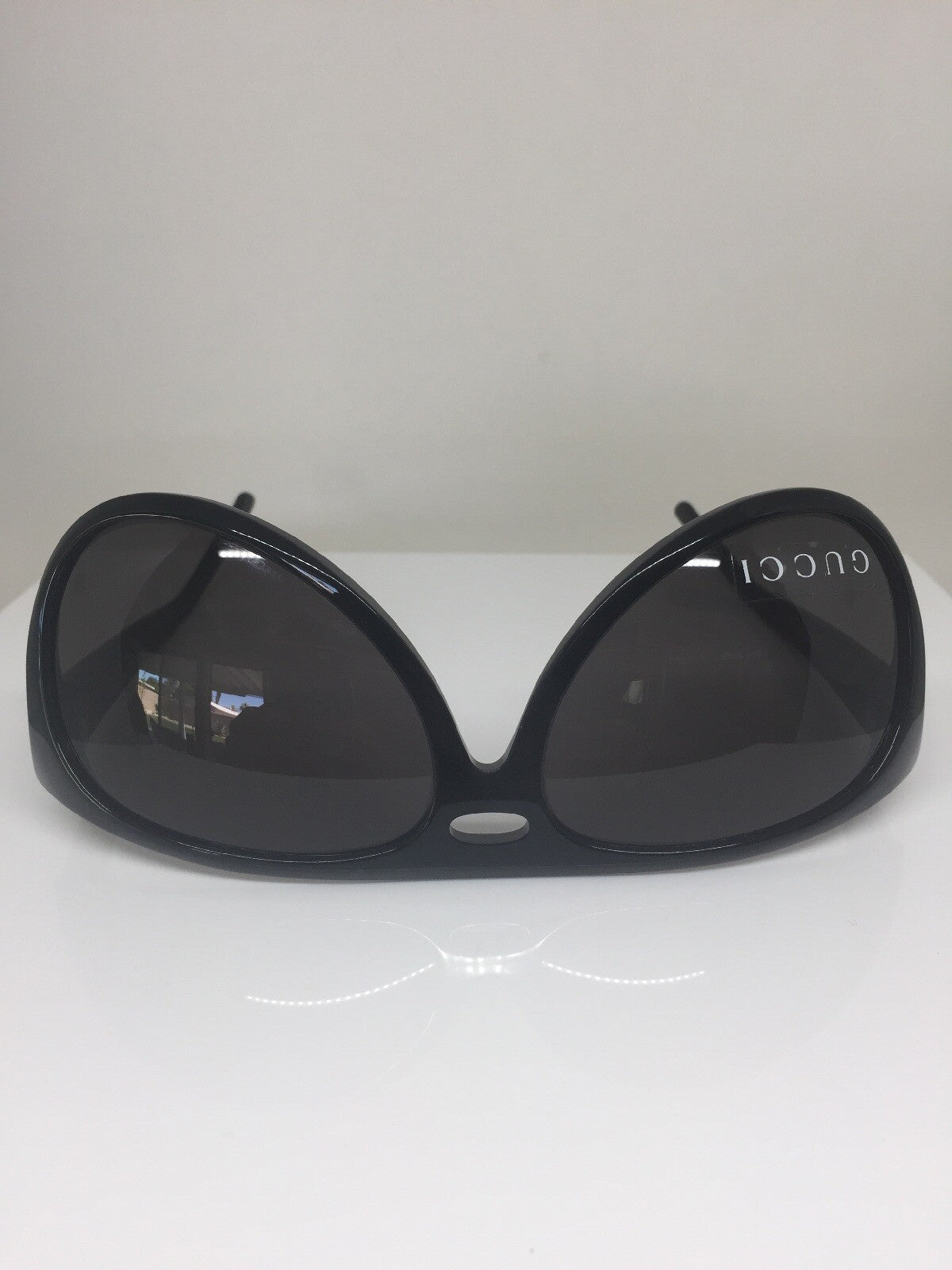 Vintage Gucci GG 2484/S Black Sunglasses - Super Vision Optical