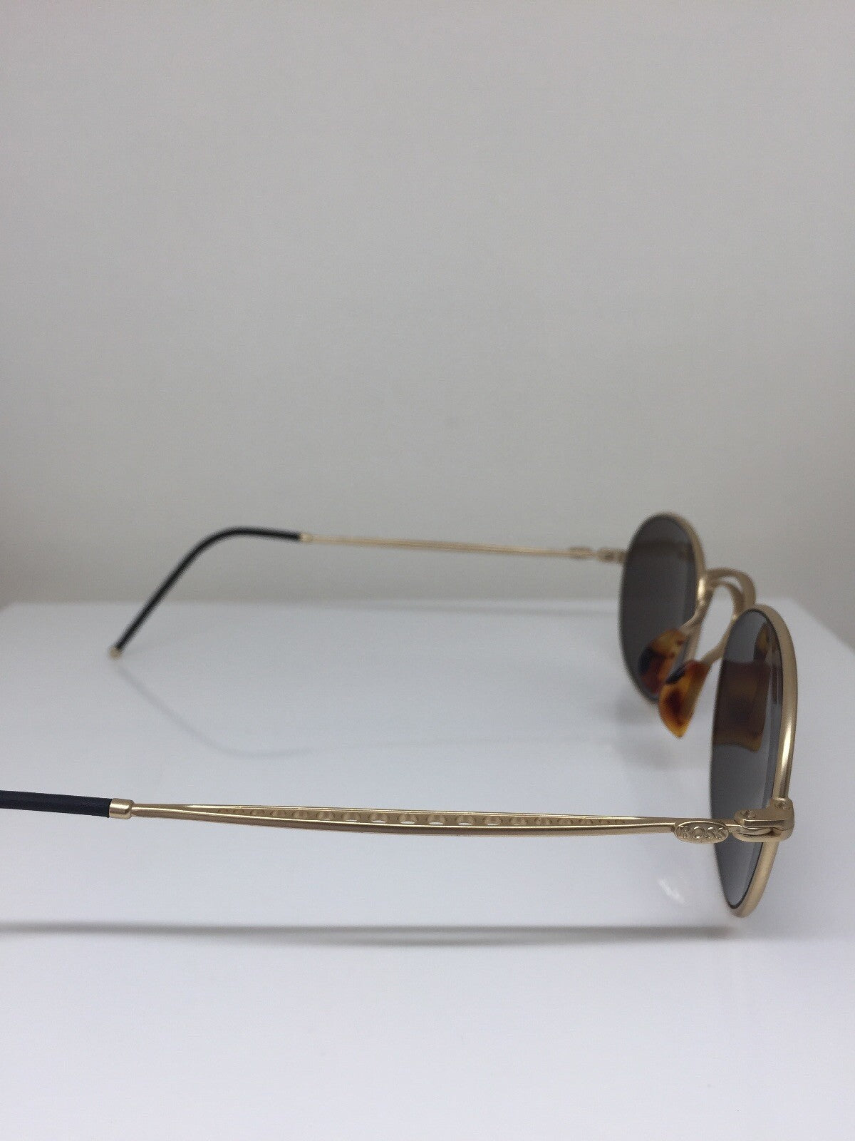Vintage Hugo Boss 5197 Gold Sunglasses - Super Vision Optical