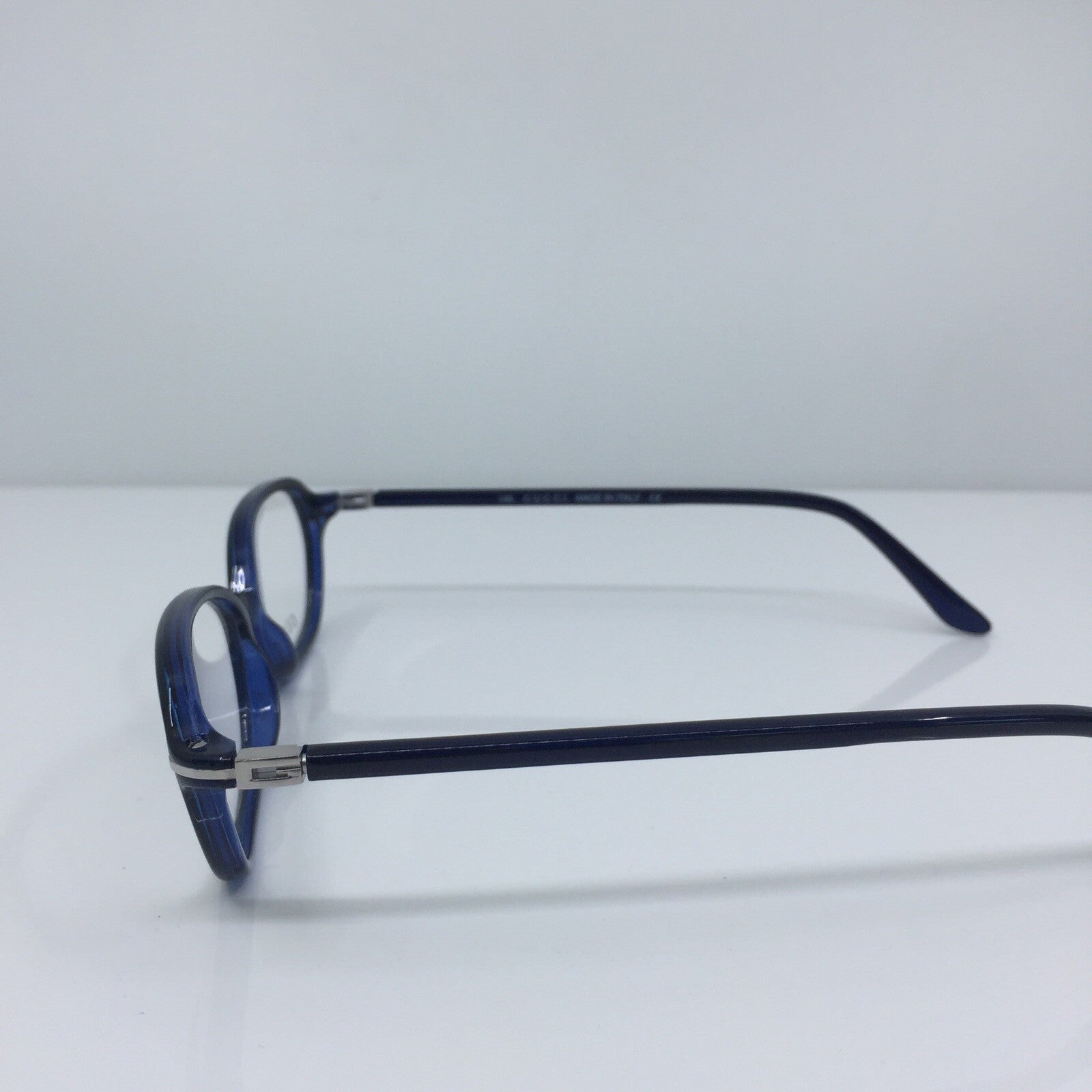 Vintage Gucci GG 2458 Black Sunglasses - Super Vision Optical