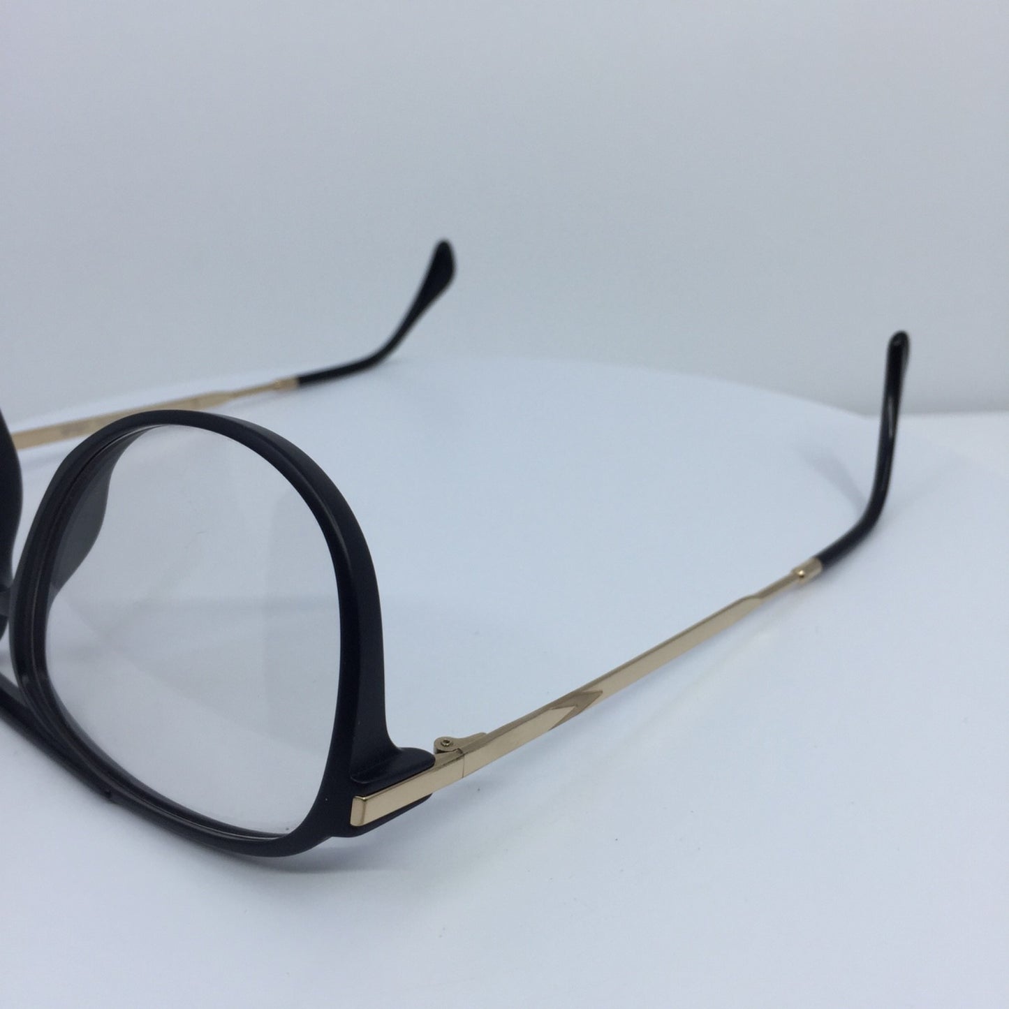 Vintage Silhouette 2723 /20 Gold Sunglasses - Super Vision Optical