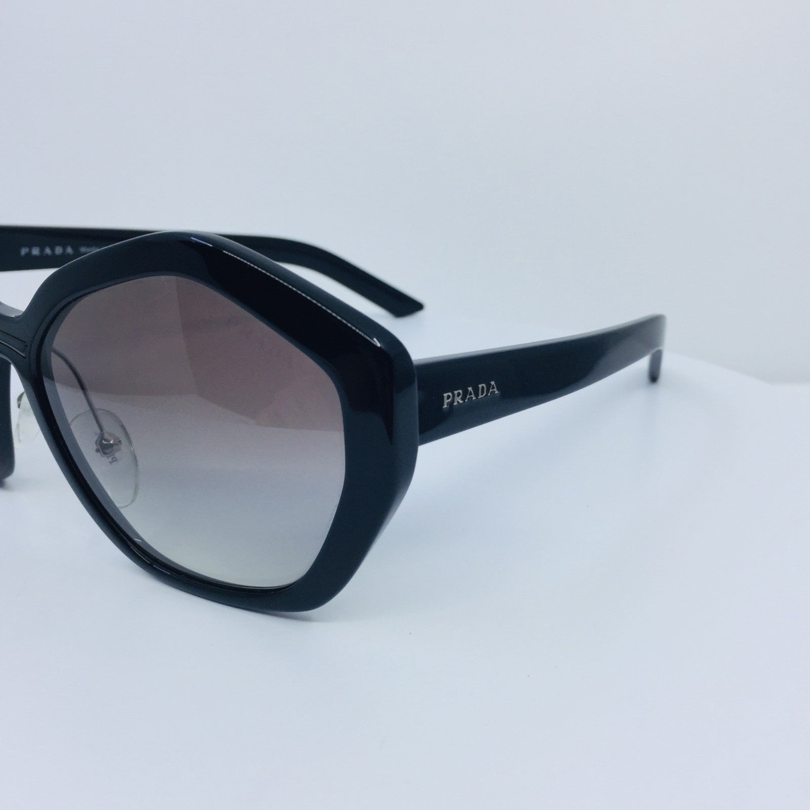 Vintage Prada Prada SPR 08X Black Sunglasses - Super Vision Optical
