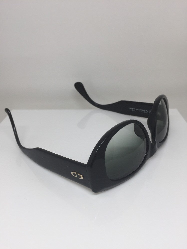 Vintage Christian Dior CD 2556 Gold Sunglasses - Super Vision Optical