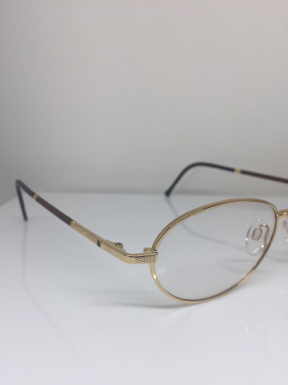Vintage ST DuPont D084 Gold Eyeglasses - Super Vision Optical