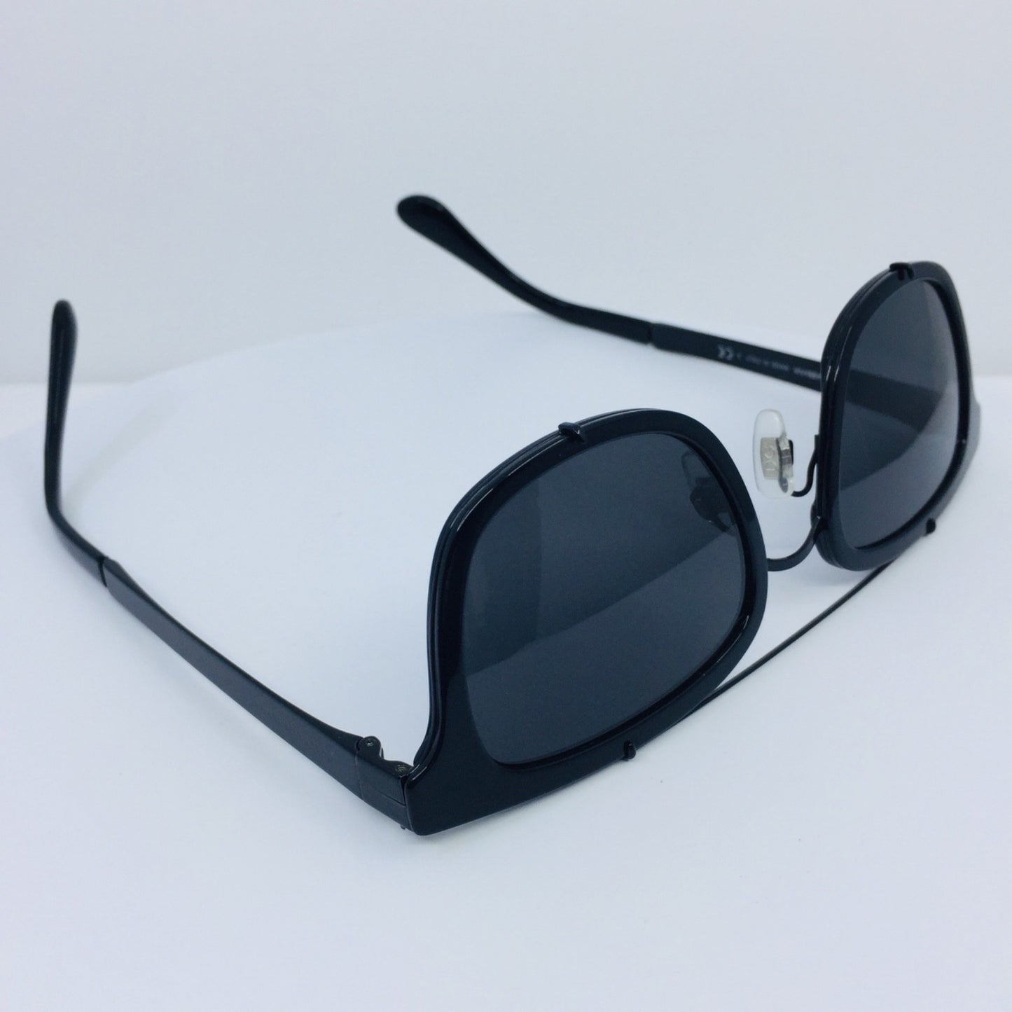 Vintage Dolce & Gabbana DG 2175 Black Sunglasses - Super Vision Optical