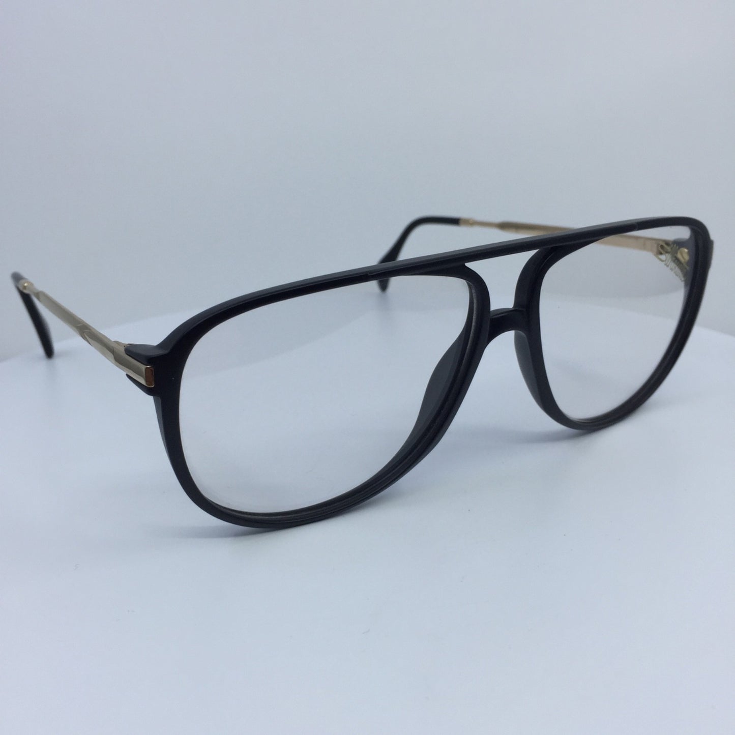 Vintage Silhouette 2723 /20 Gold Sunglasses - Super Vision Optical