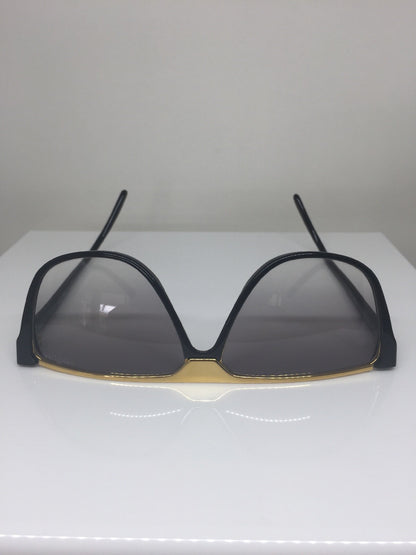 Vintage Ventura 3490 Gold Sunglasses - Super Vision Optical