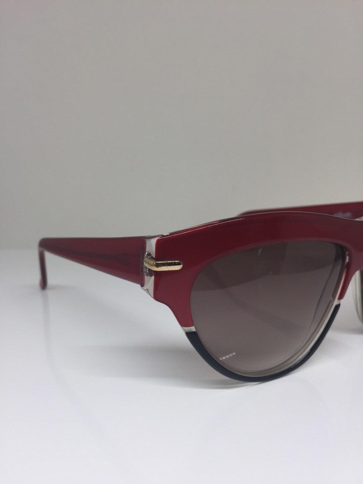 Vintage Silhouette M 3082 Gold Sunglasses - Super Vision Optical