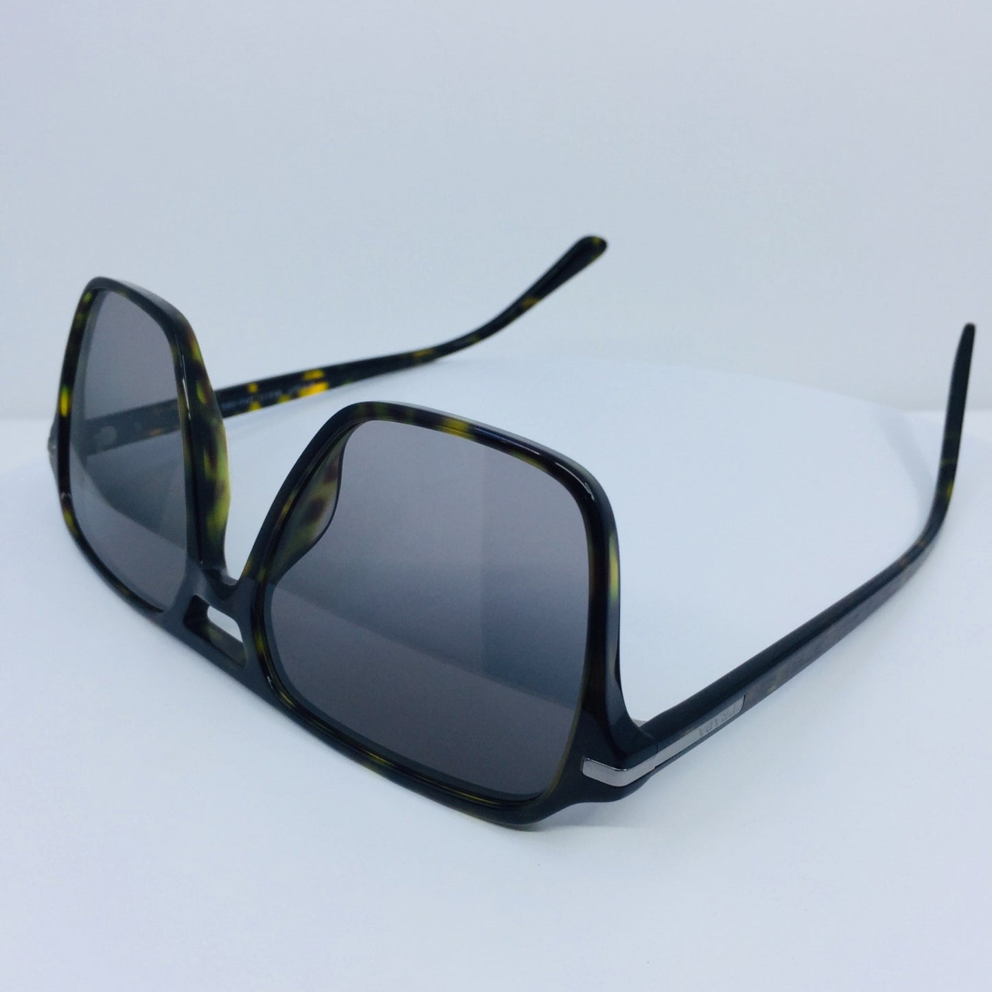 Vintage Prada Prada SPR 20Y Tortoise Sunglasses - Super Vision Optical