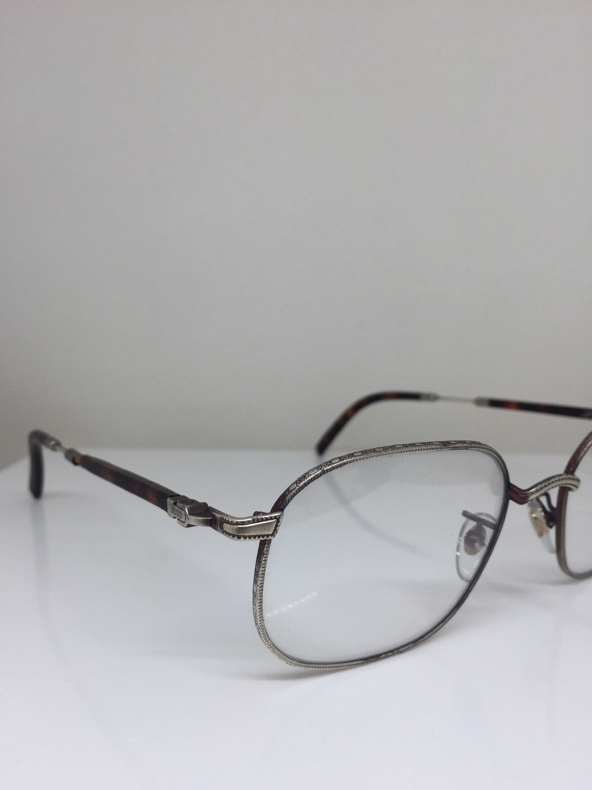 Vintage Hugo Boss HB 4706 Gunmetal Sunglasses - Super Vision Optical