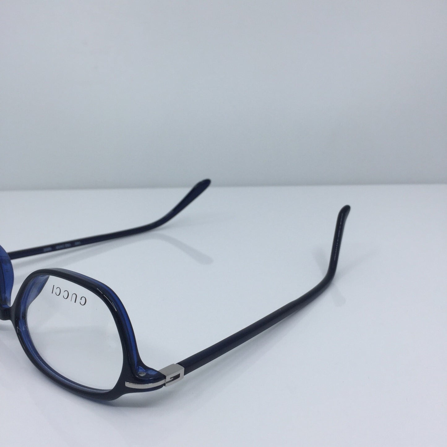 Vintage Gucci GG 2458 Black Sunglasses - Super Vision Optical