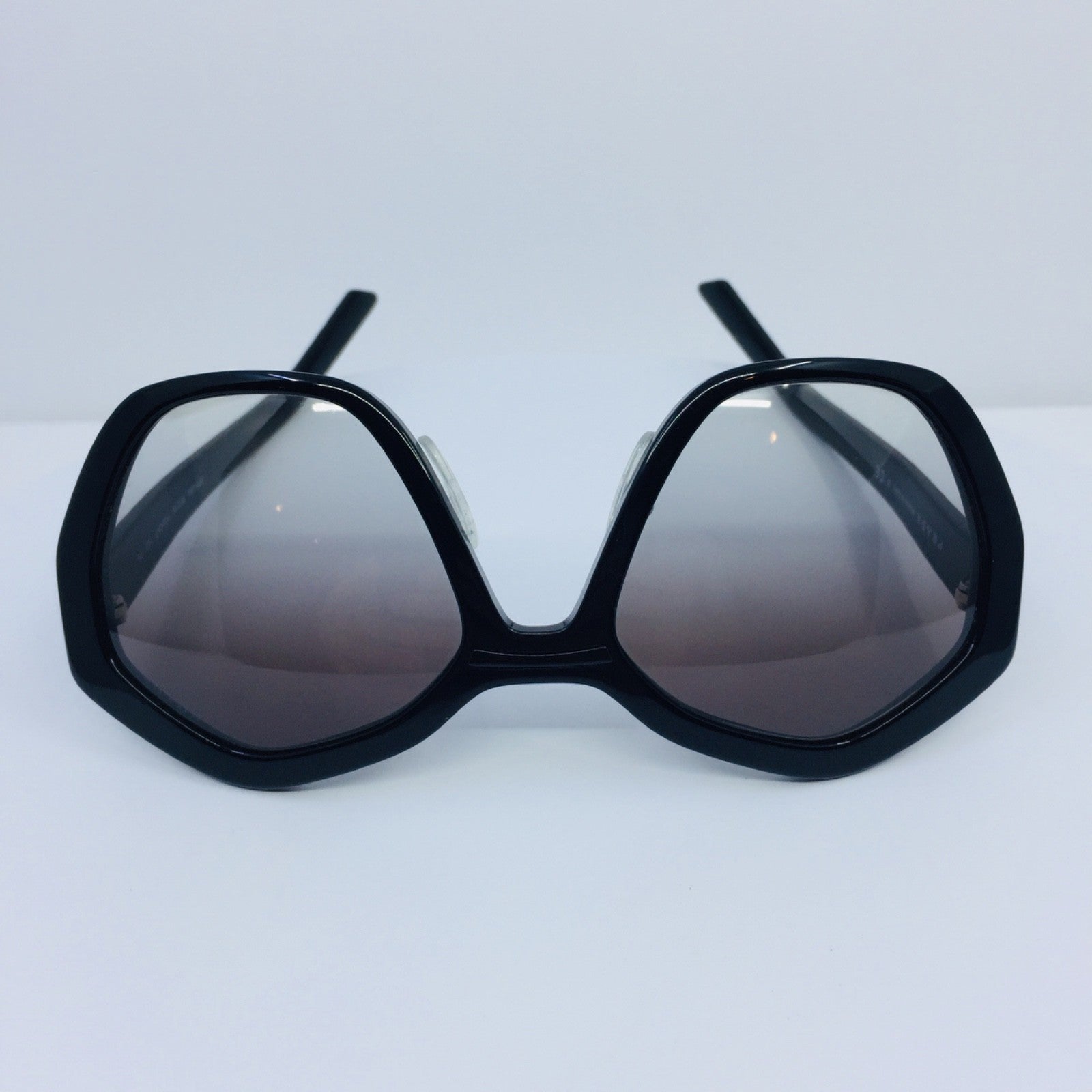 Vintage Prada Prada SPR 08X Black Sunglasses - Super Vision Optical