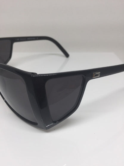 Vintage Gucci GG 2466/S Black Sunglasses - Super Vision Optical