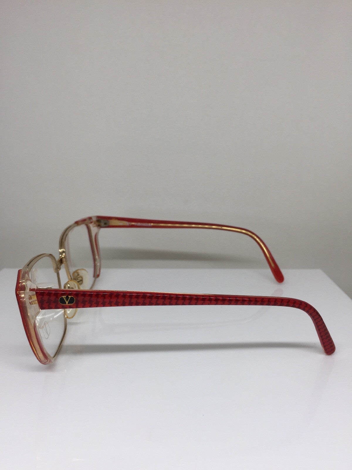 Vintage Valentino 133 Gold Sunglasses - Super Vision Optical