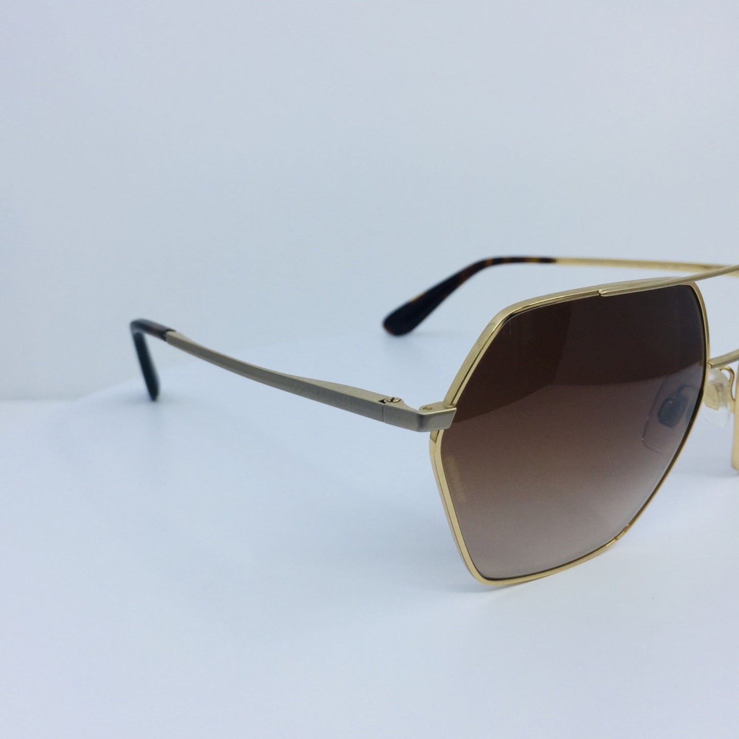 Vintage Dolce & Gabbana DG 2157 Gold Sunglasses - Super Vision Optical