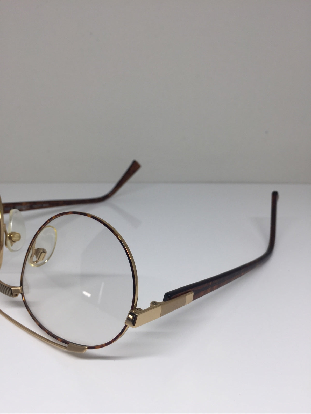 Vintage Silhouette 7110 Gold Sunglasses - Super Vision Optical