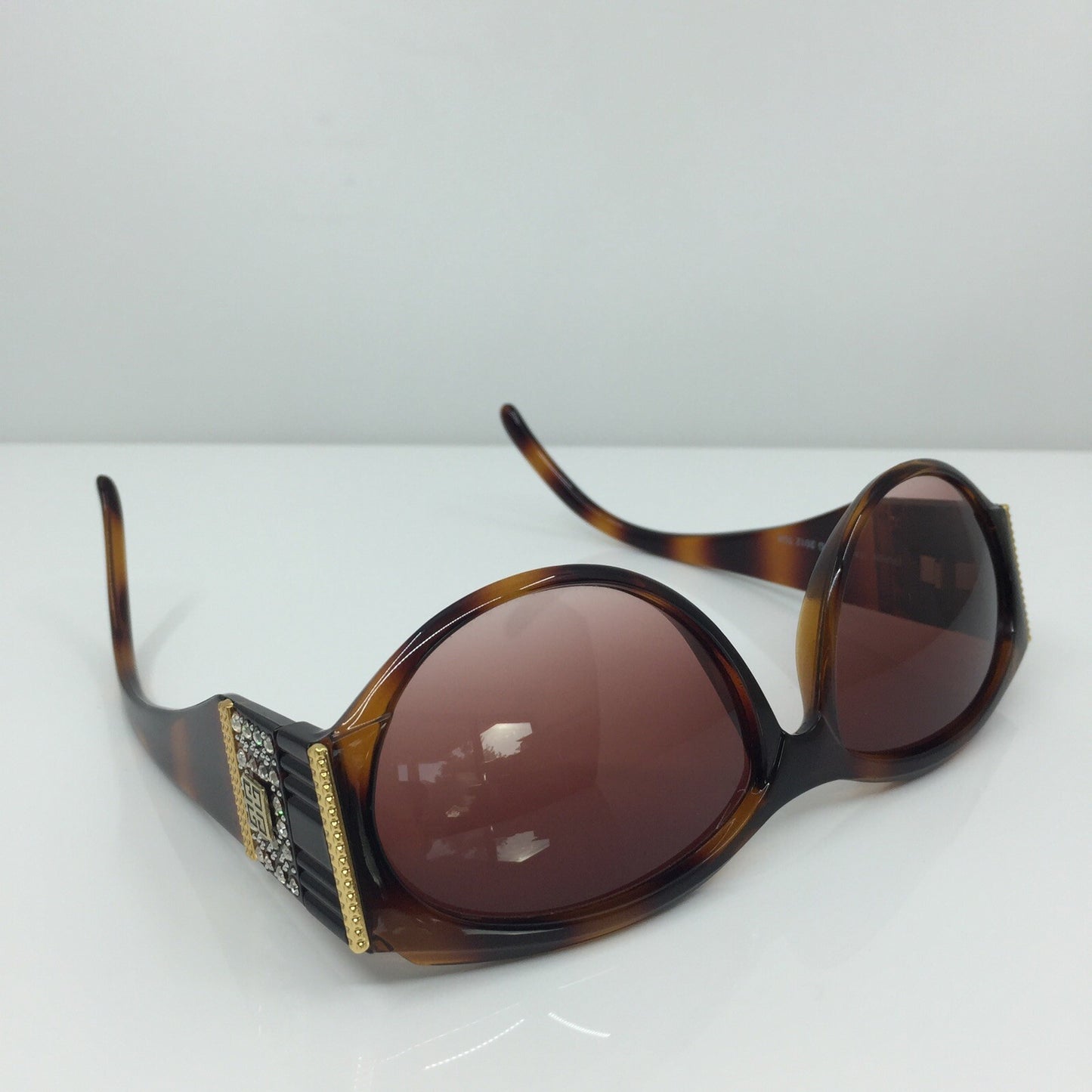 Vintage Givenchy MOD. 2012 Tortoise Sunglasses - Super Vision Optical