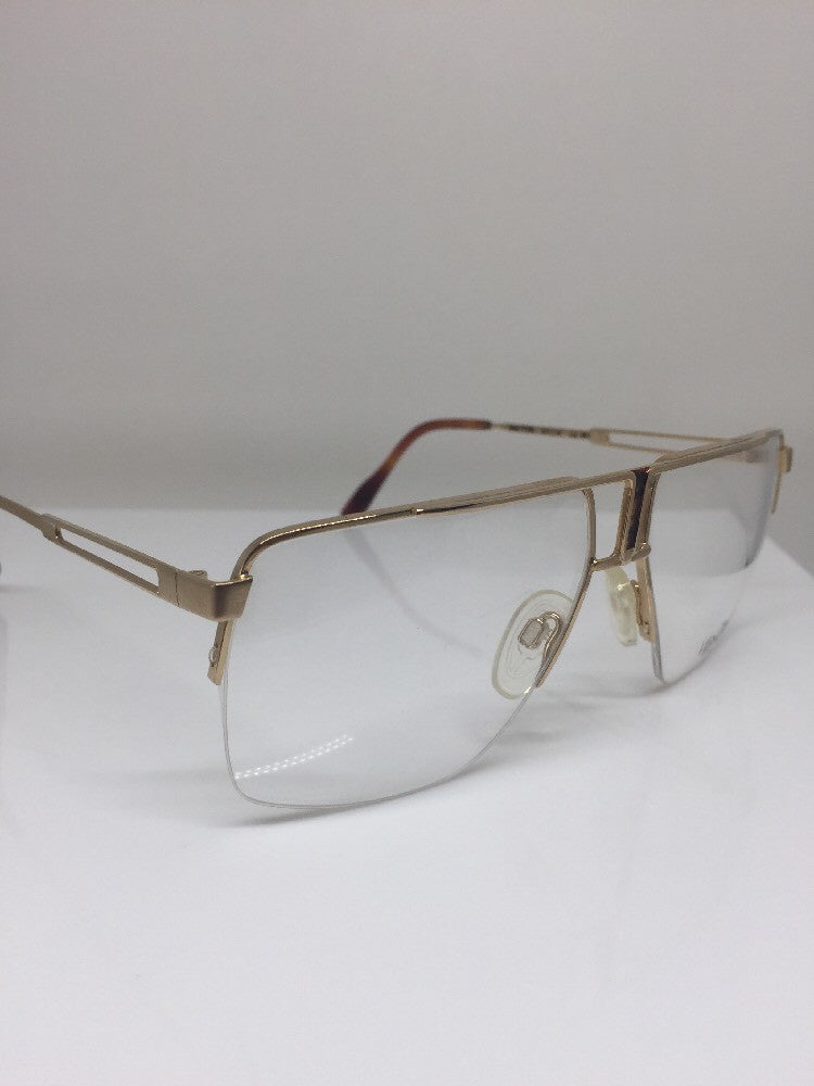 Vintage Ventura 7700 Gold Sunglasses - Super Vision Optical