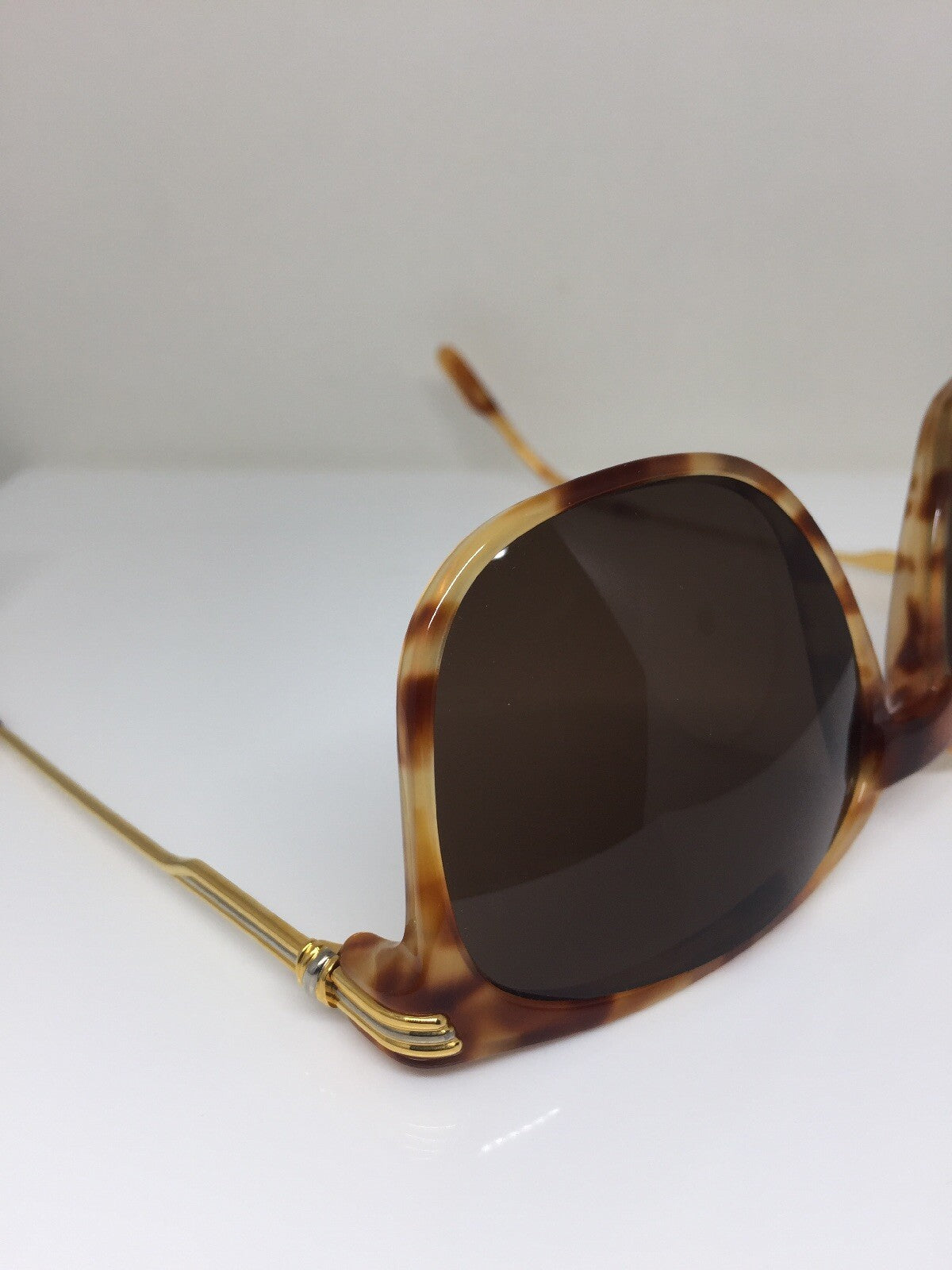 Vintage Cartier T8200156 Gold Sunglasses - Super Vision Optical