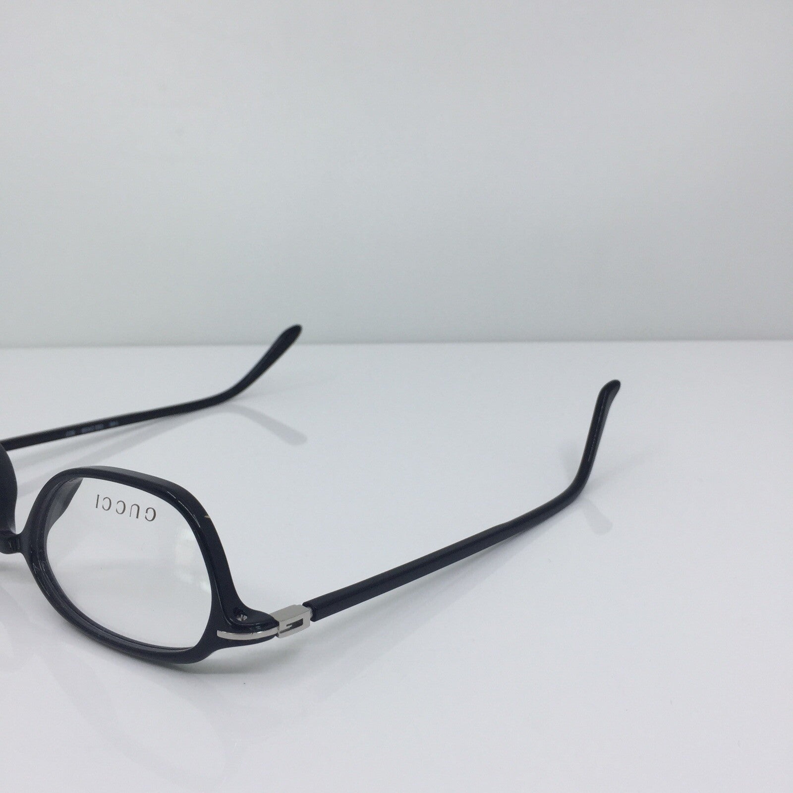 Vintage Gucci GG 2458 Black Sunglasses - Super Vision Optical