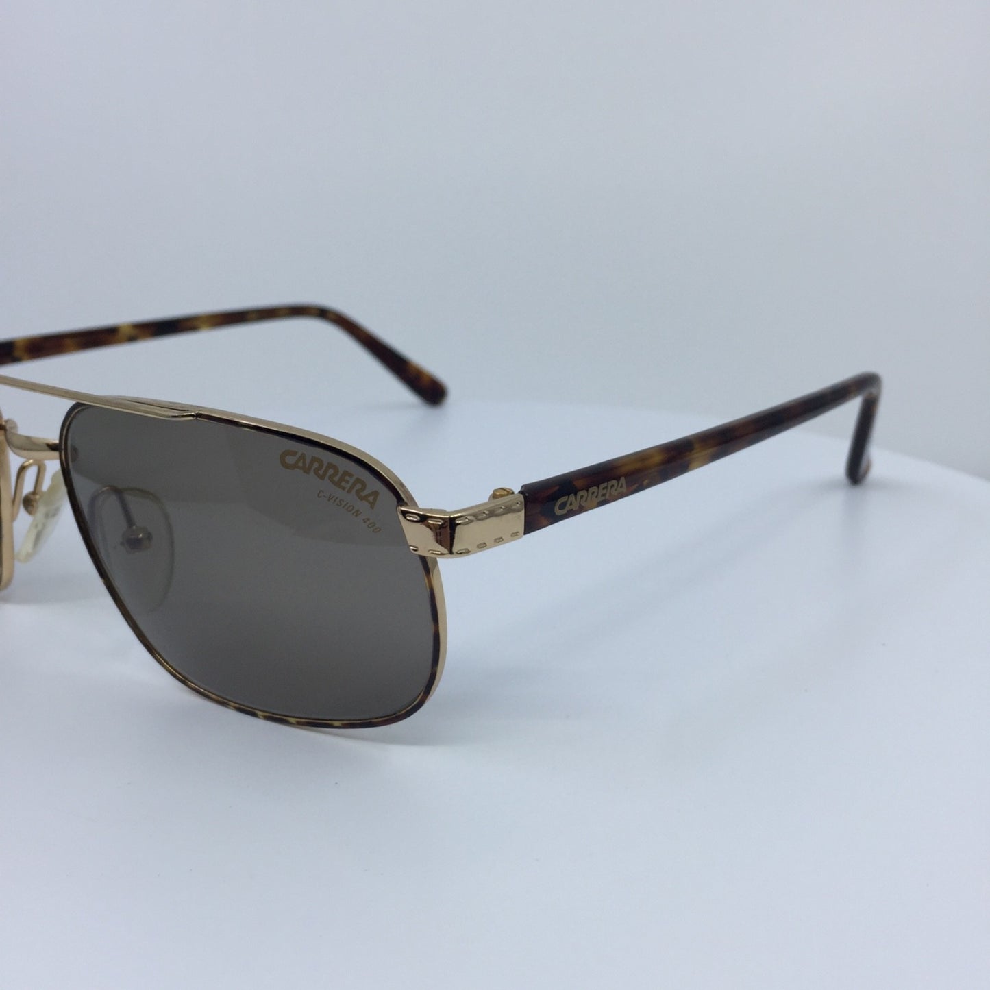 Vintage Carrera 5568 Gold Sunglasses - Super Vision Optical