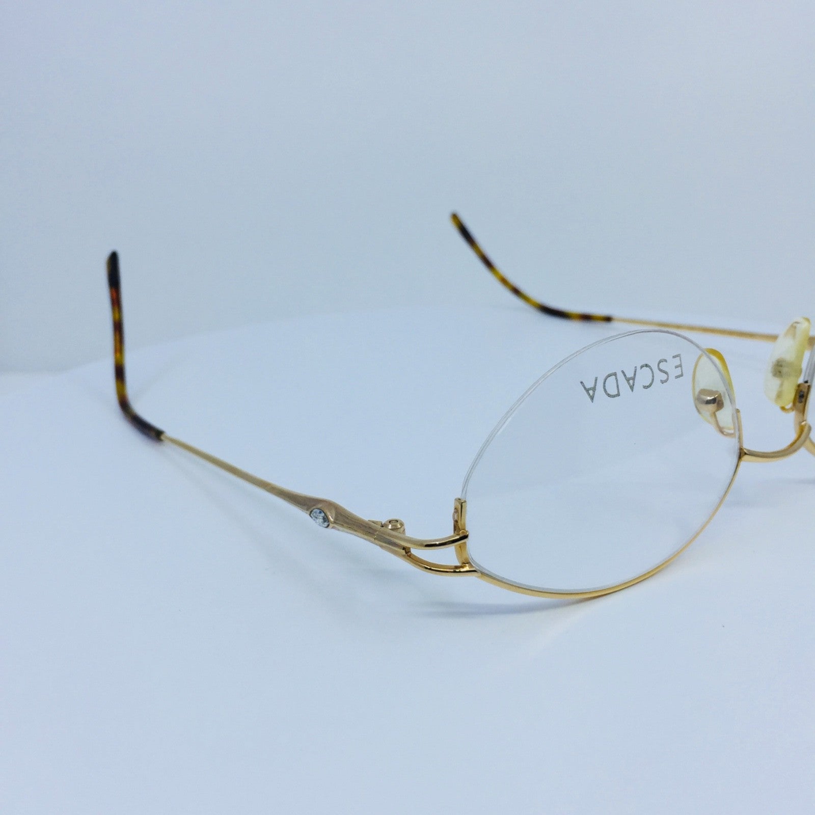 Vintage ESCADA E 0164 Gold Eyeglasses - Super Vision Optical