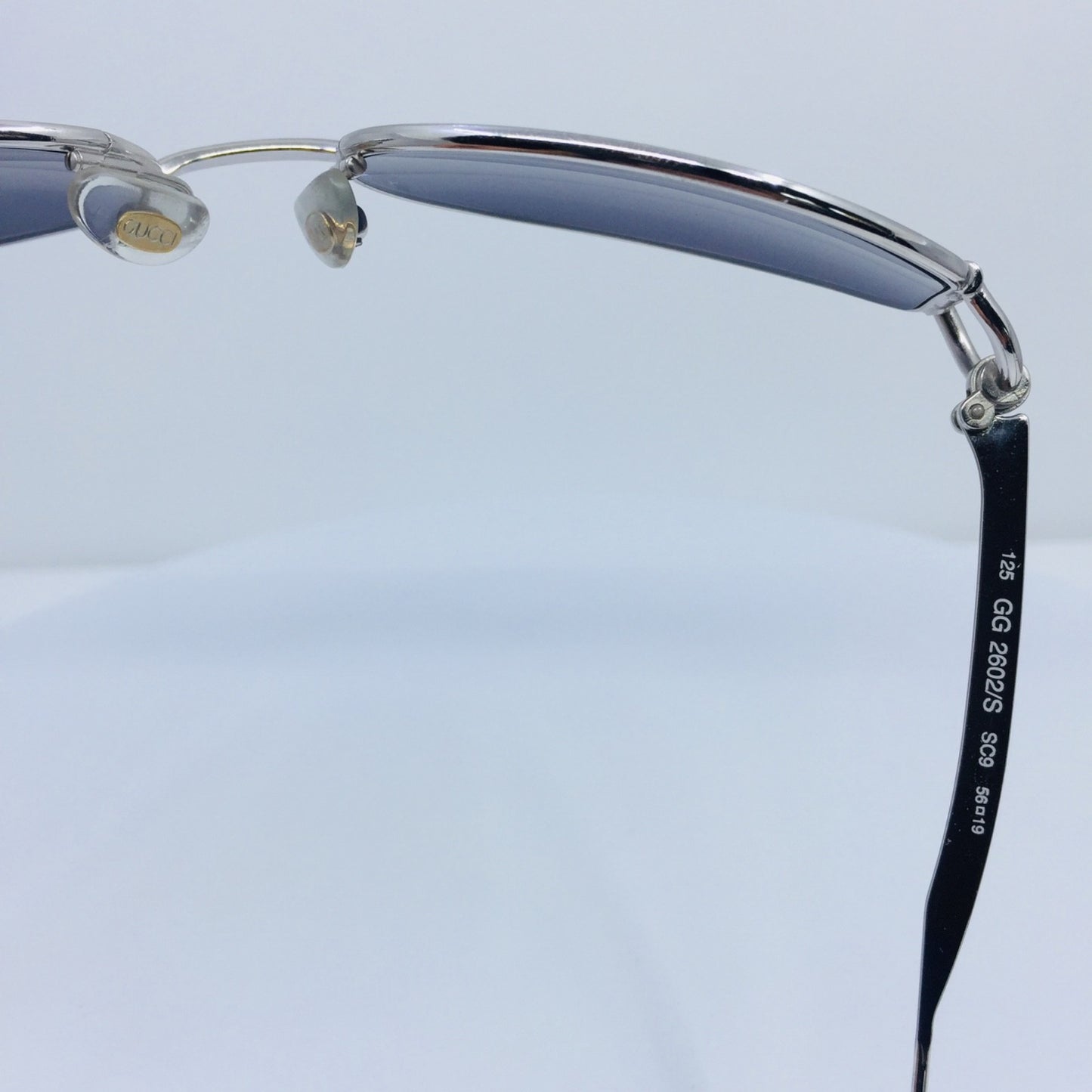 Vintage Gucci GG 2602/S Silver Sunglasses - Super Vision Optical