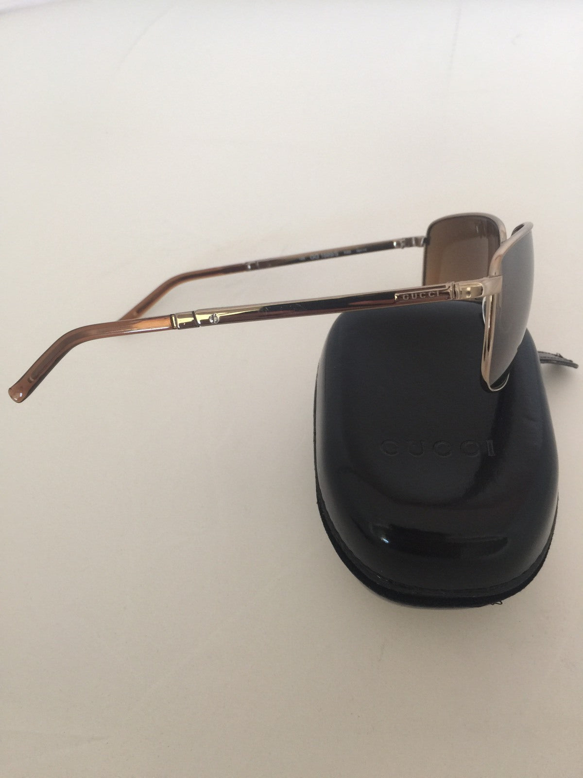 Vintage Gucci GG 1689/S Gold Sunglasses - Super Vision Optical