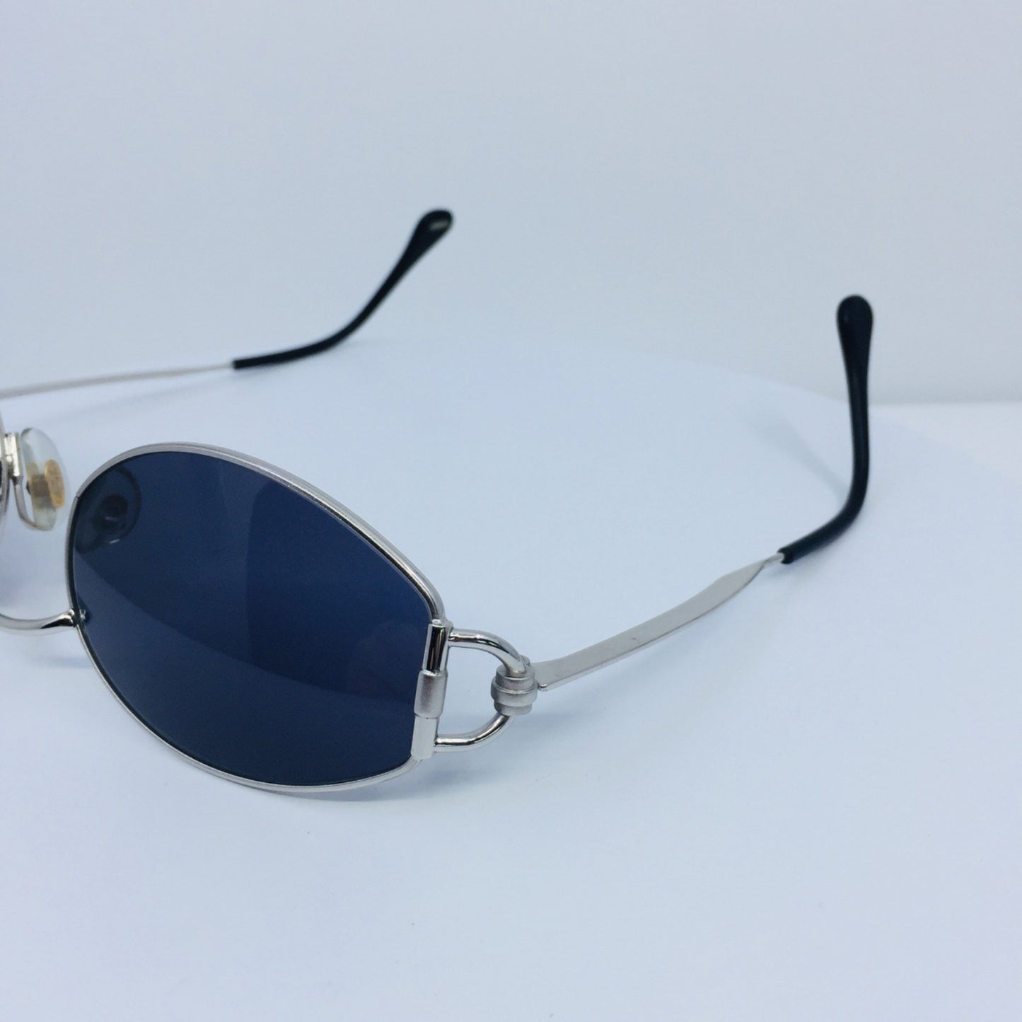 Vintage Gucci GG 2602/S Silver Sunglasses - Super Vision Optical