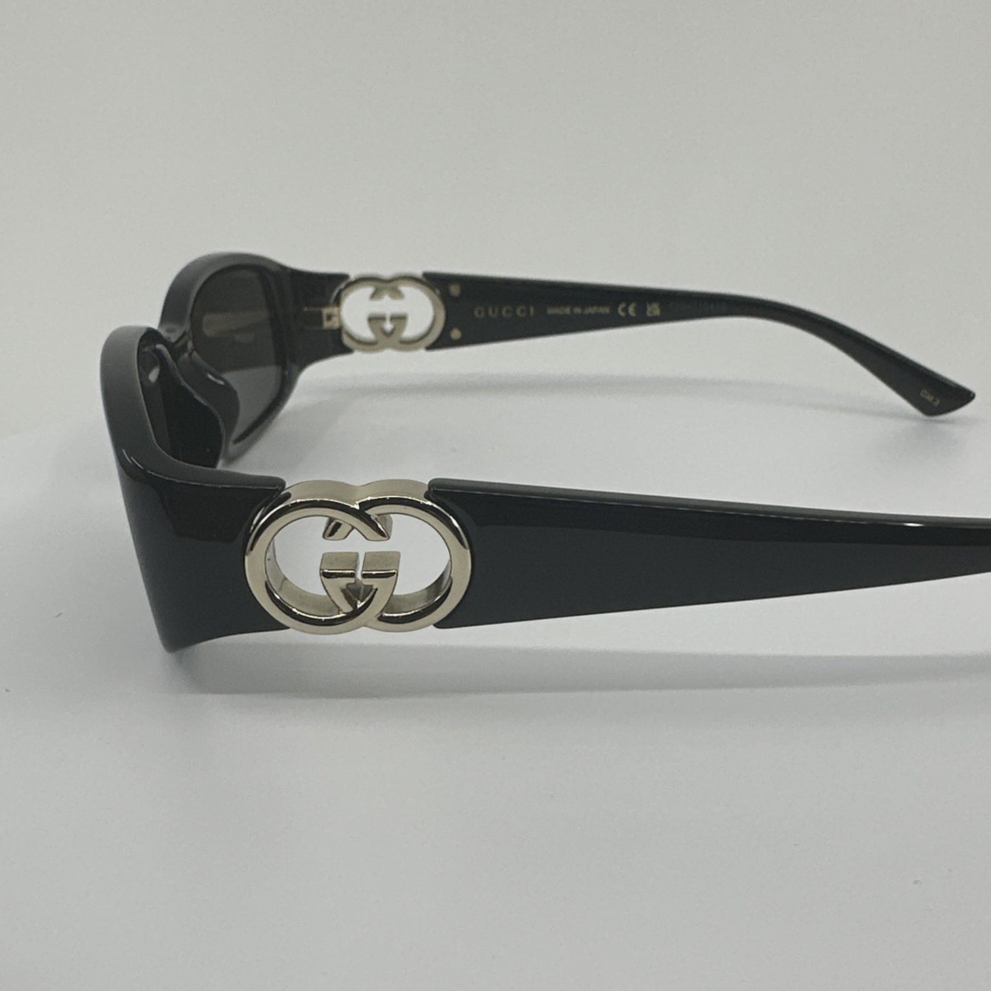 Vintage Gucci GG1661S Black Sunglasses - Super Vision Optical