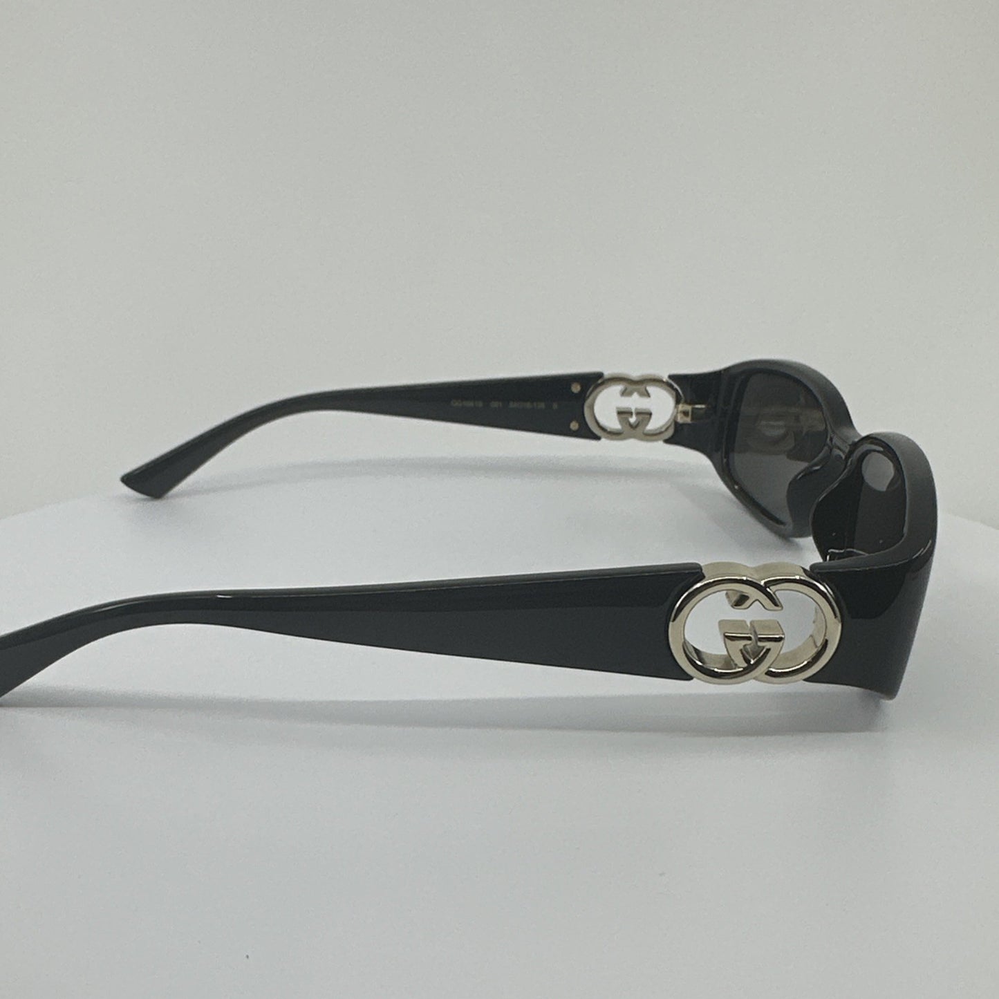 Vintage Gucci GG1661S Black Sunglasses - Super Vision Optical