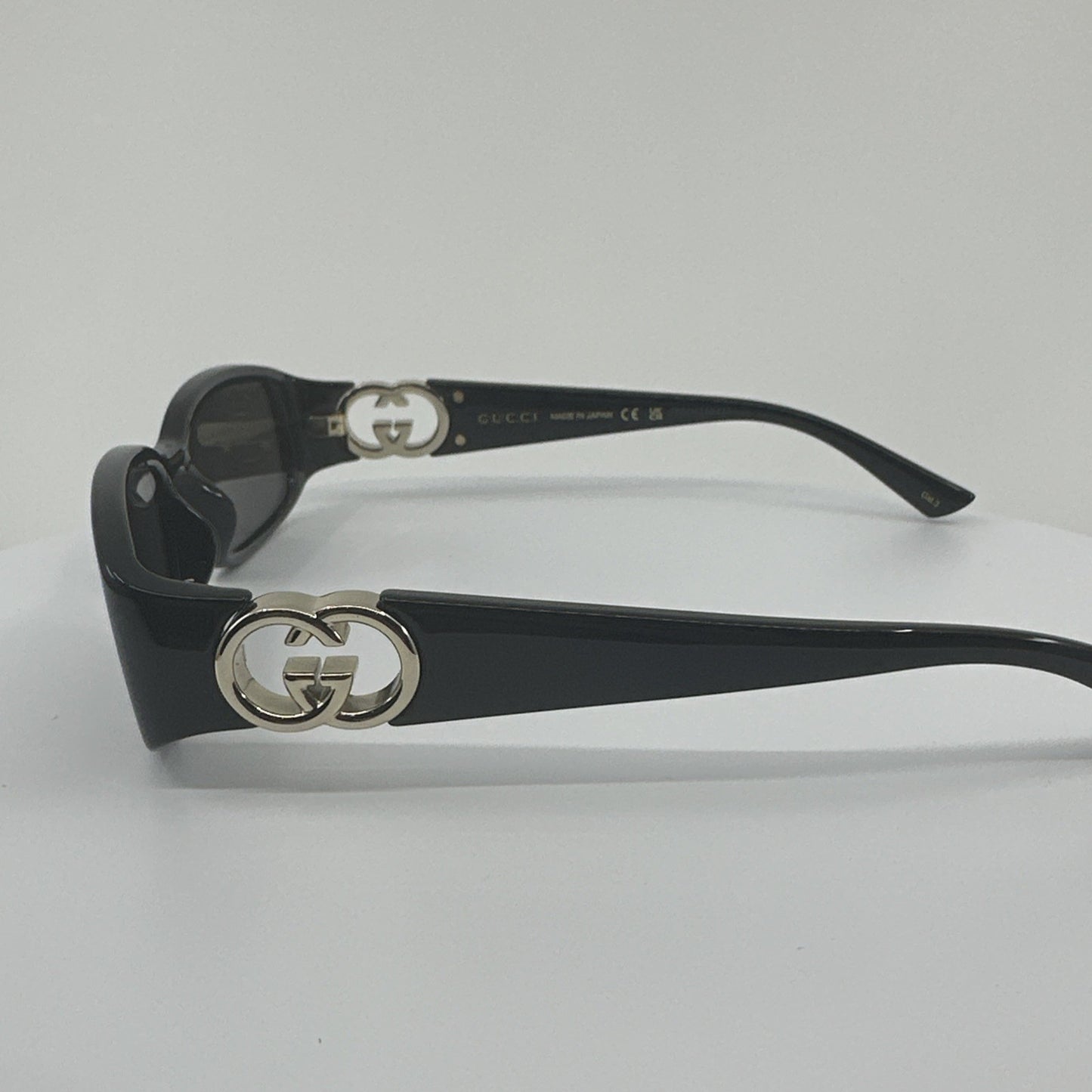 Vintage Gucci GG1661S Black Sunglasses - Super Vision Optical