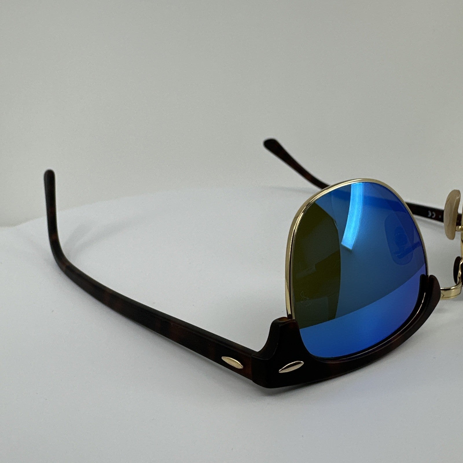 Vintage Ray-Ban RB 3016 Tortoise Sunglasses - Super Vision Optical