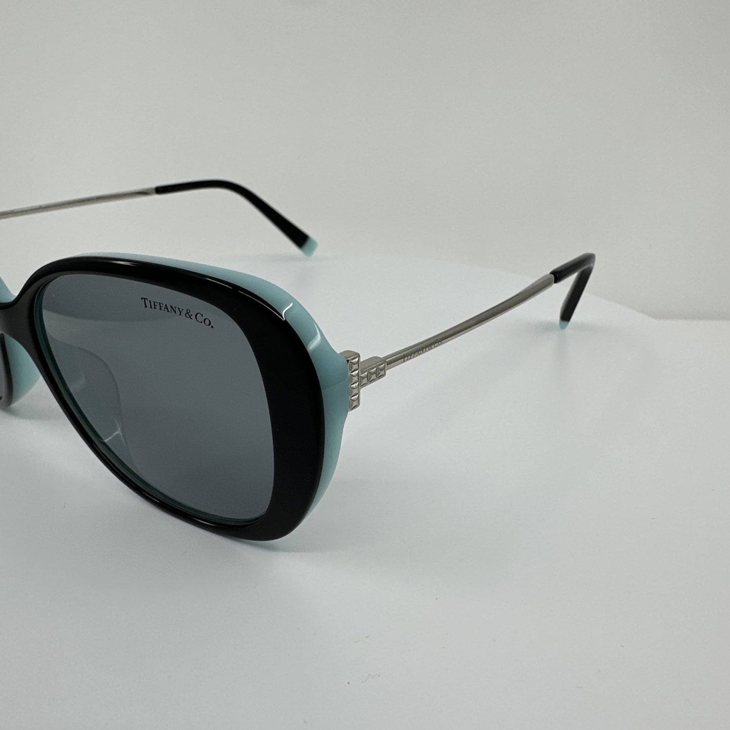 Vintage Tiffany & Co. TF 4156-F Silver Sunglasses - Super Vision Optical