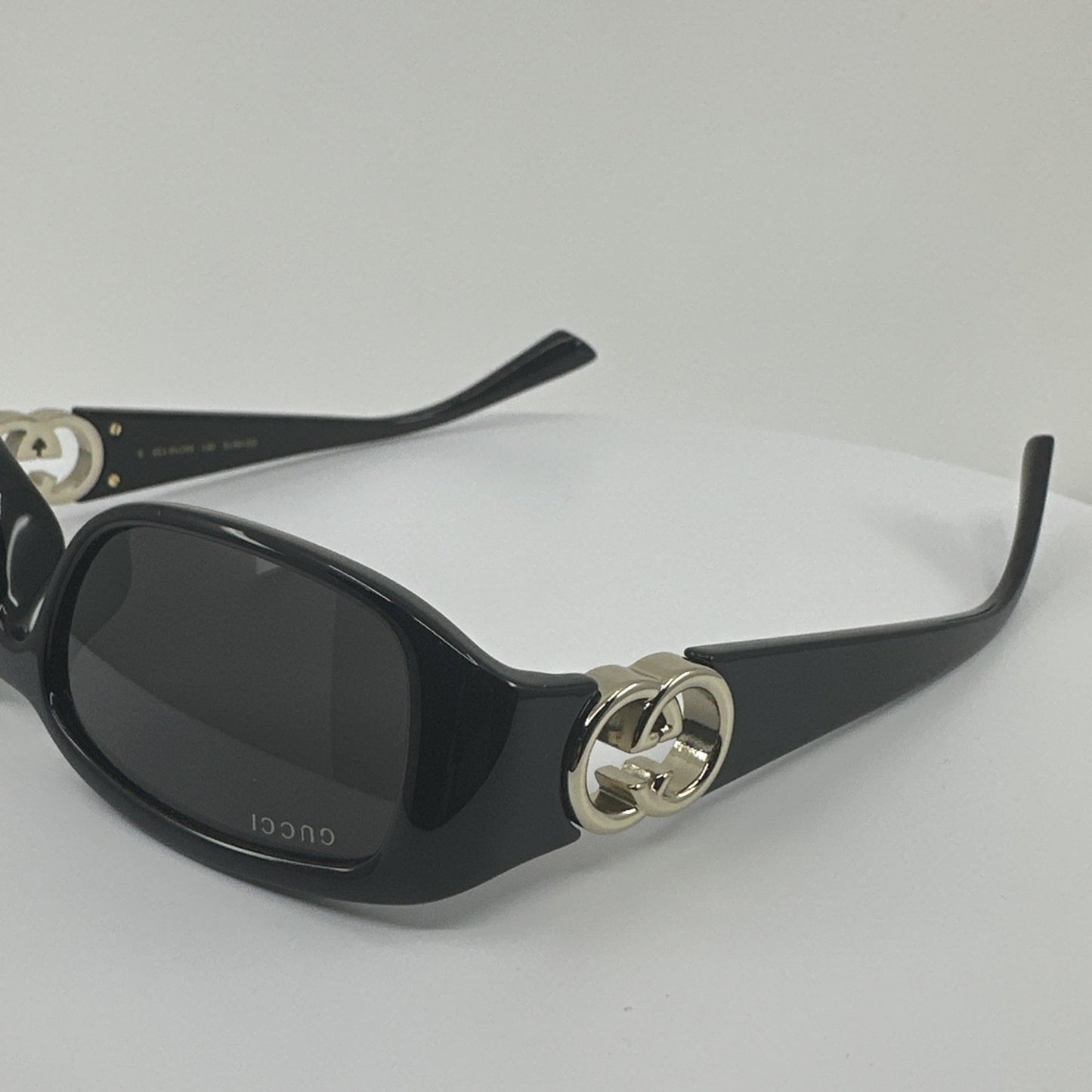 Vintage Gucci GG1661S Black Sunglasses - Super Vision Optical