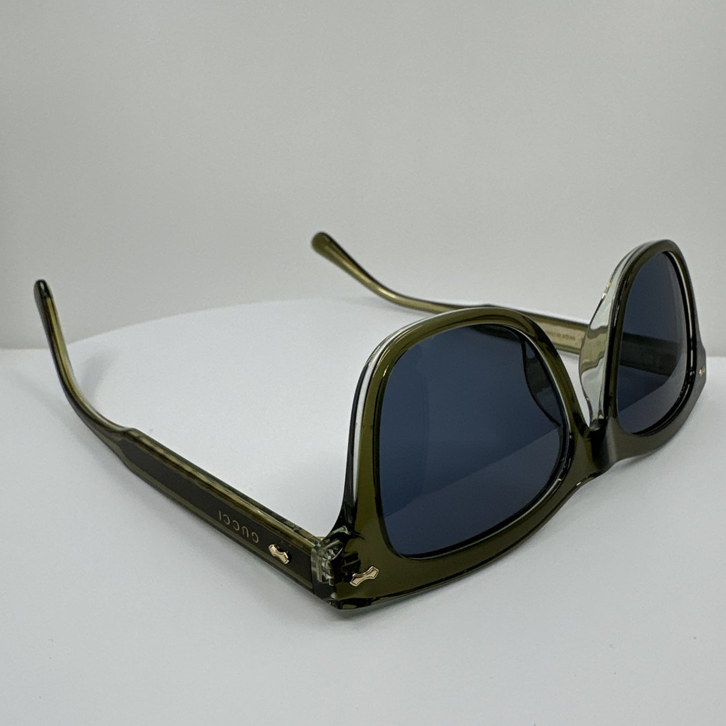 Vintage Gucci GG0910S Green Sunglasses - Super Vision Optical