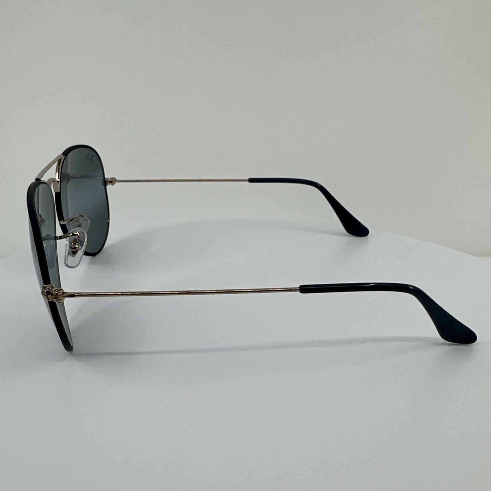 Vintage Ray-Ban RB 3025 Blue Sunglasses - Super Vision Optical