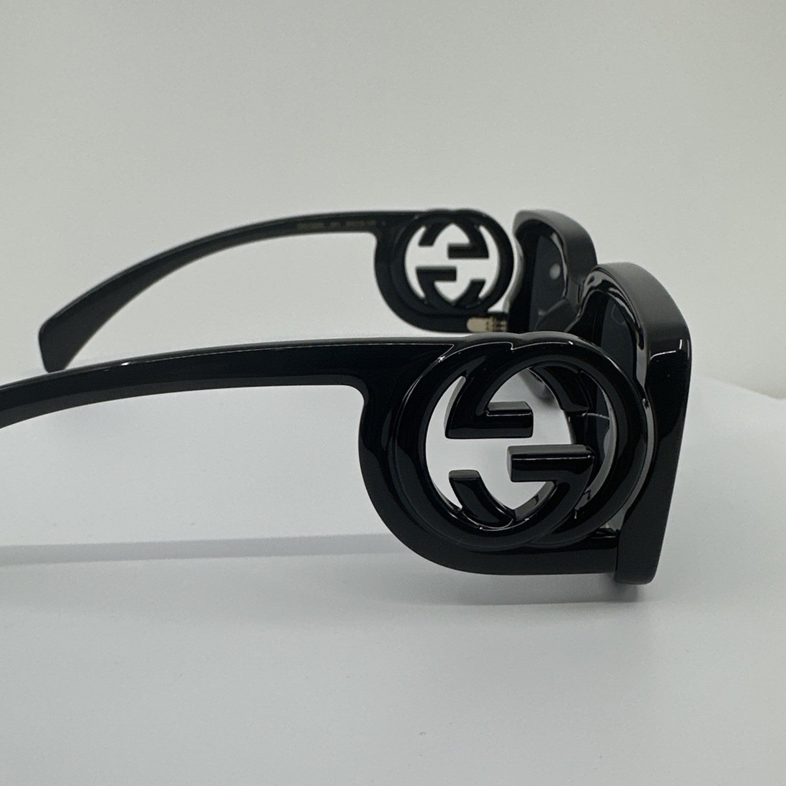 Vintage Gucci GG1325S Black Sunglasses - Super Vision Optical