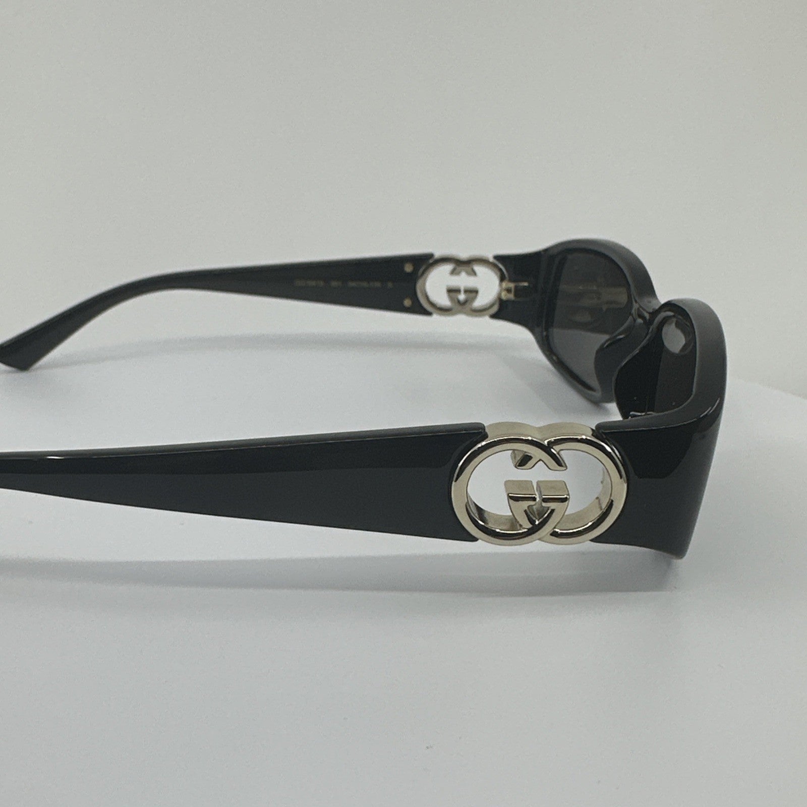 Vintage Gucci GG1661S Black Sunglasses - Super Vision Optical